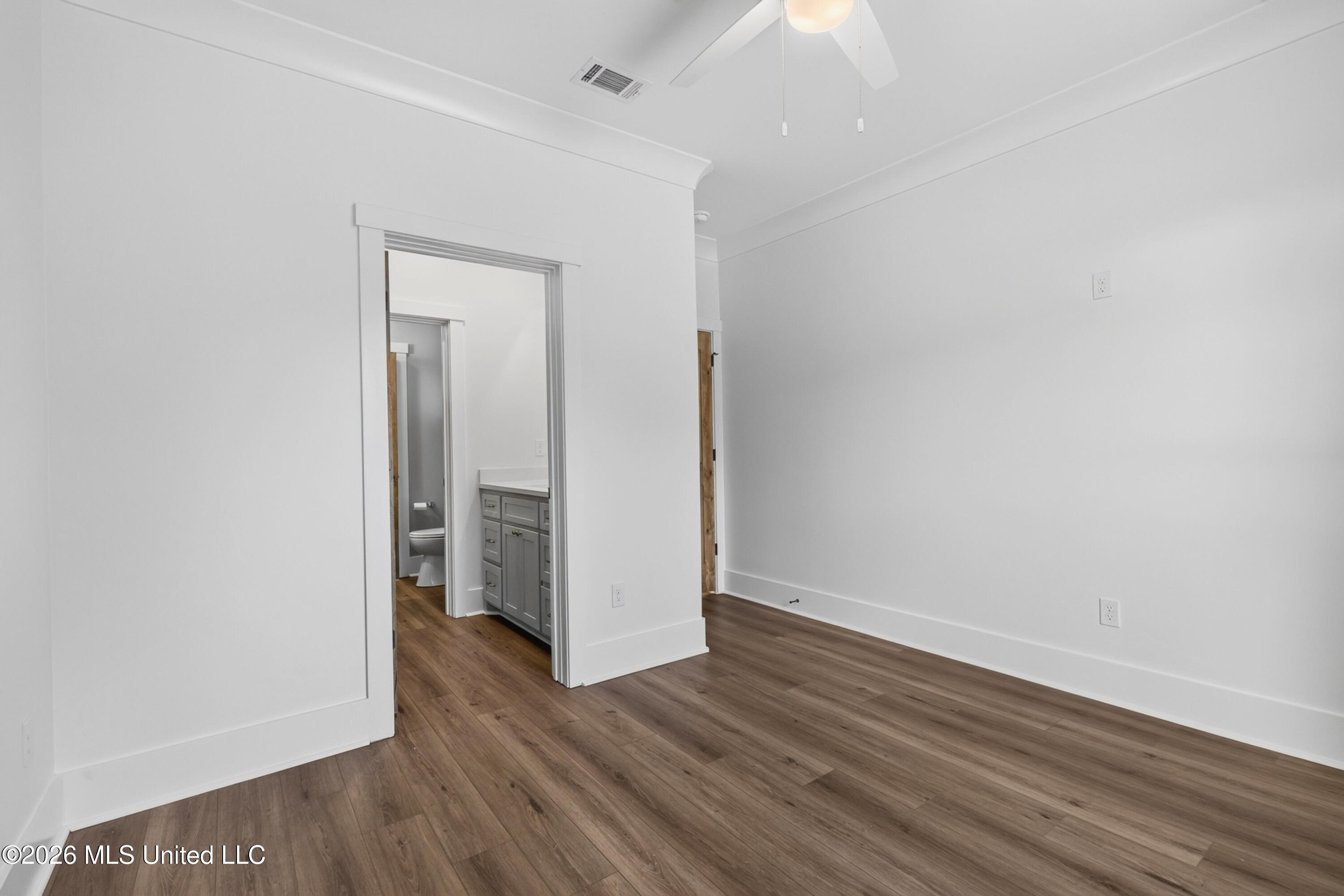 1416 E Beach Boulevard Property Photo 26