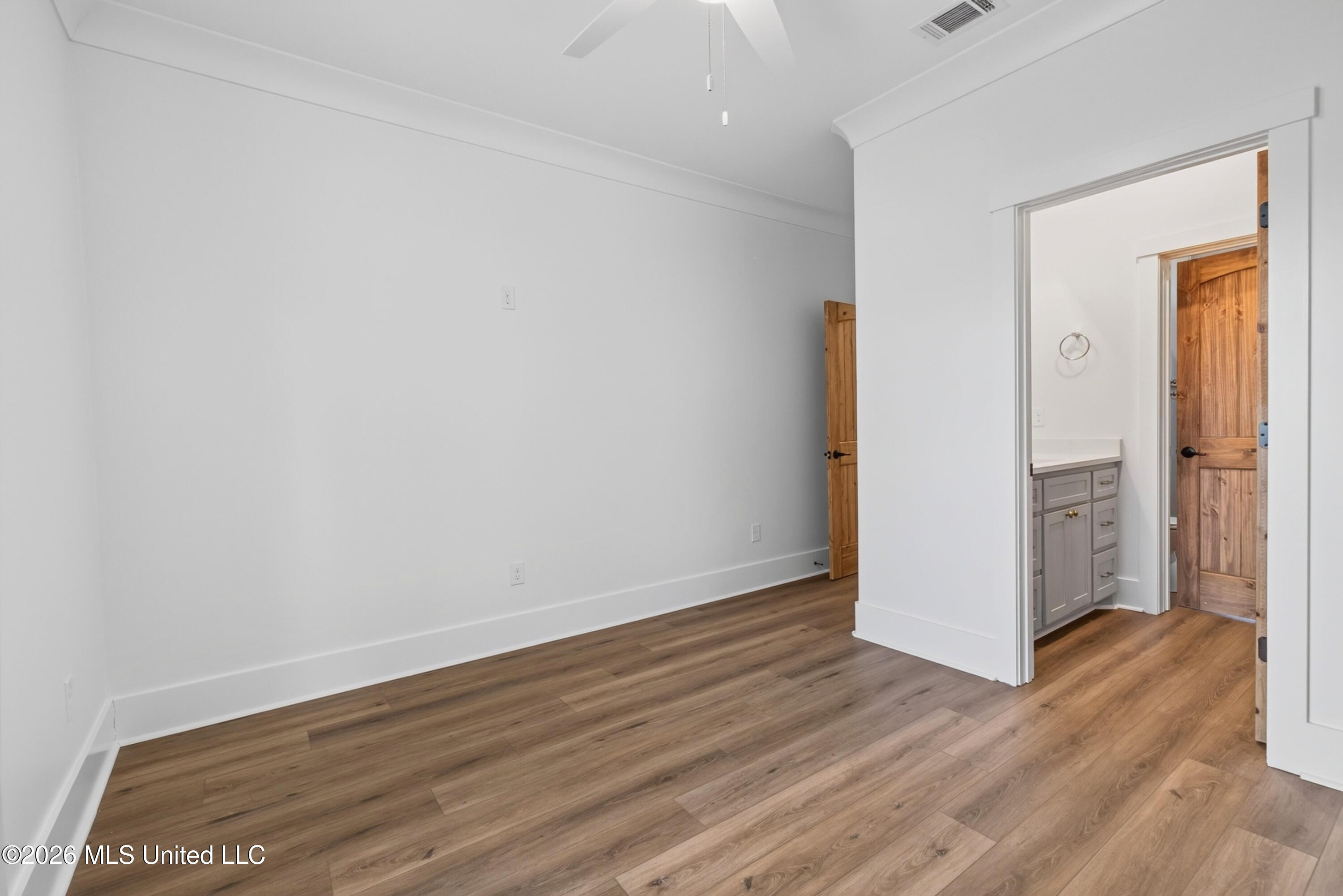 1416 E Beach Boulevard Property Photo 32