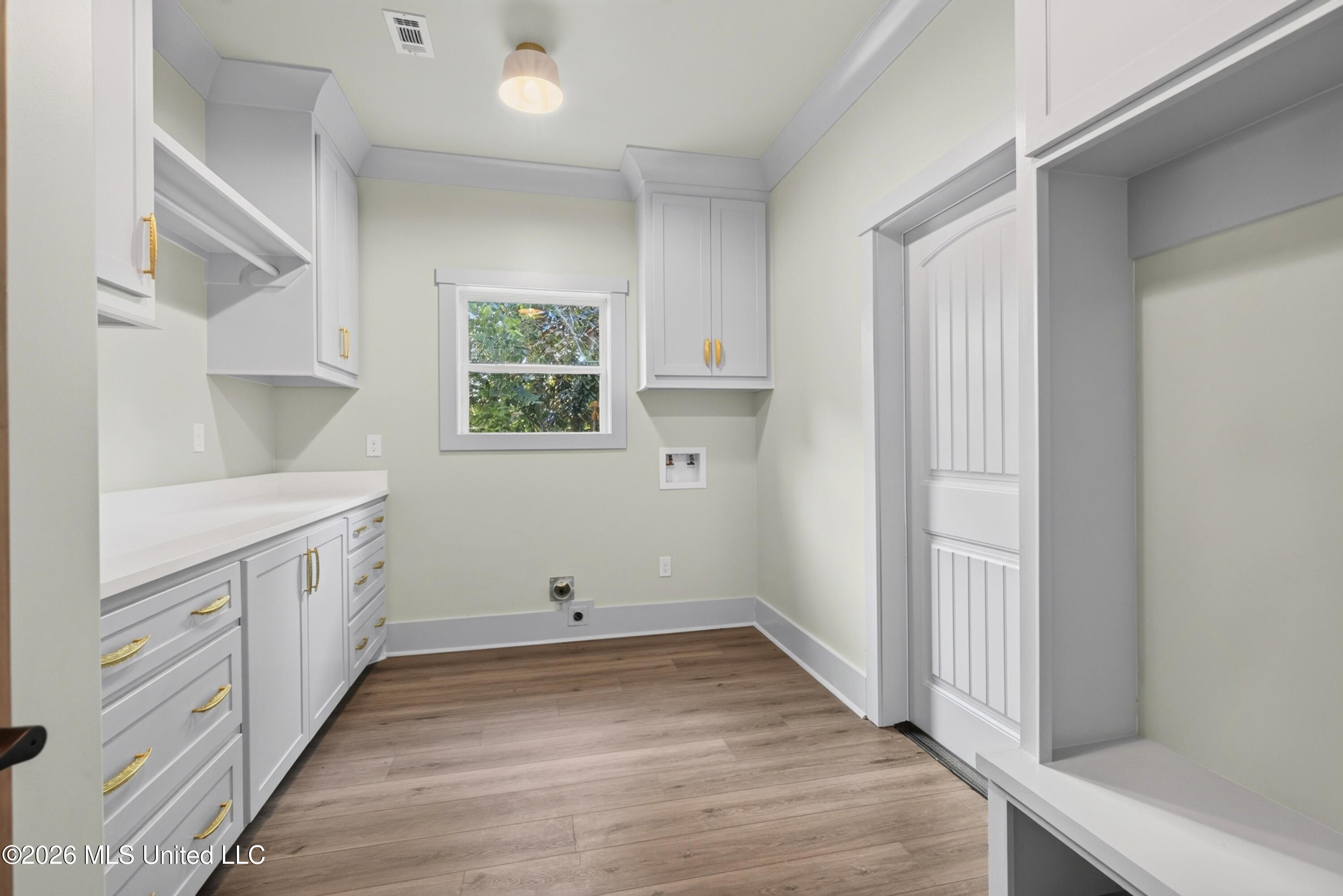 1416 E Beach Boulevard Property Photo 33