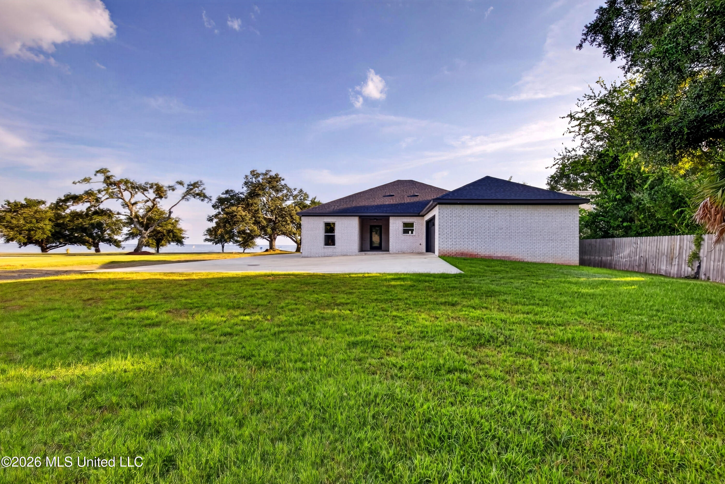 1416 E Beach Boulevard Property Photo 40