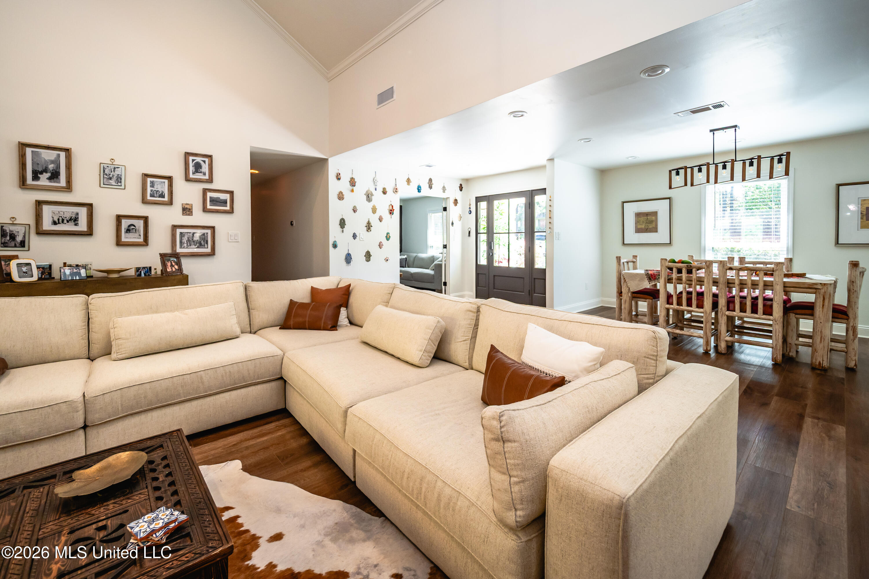 103 Carriage Lane Property Photo 7