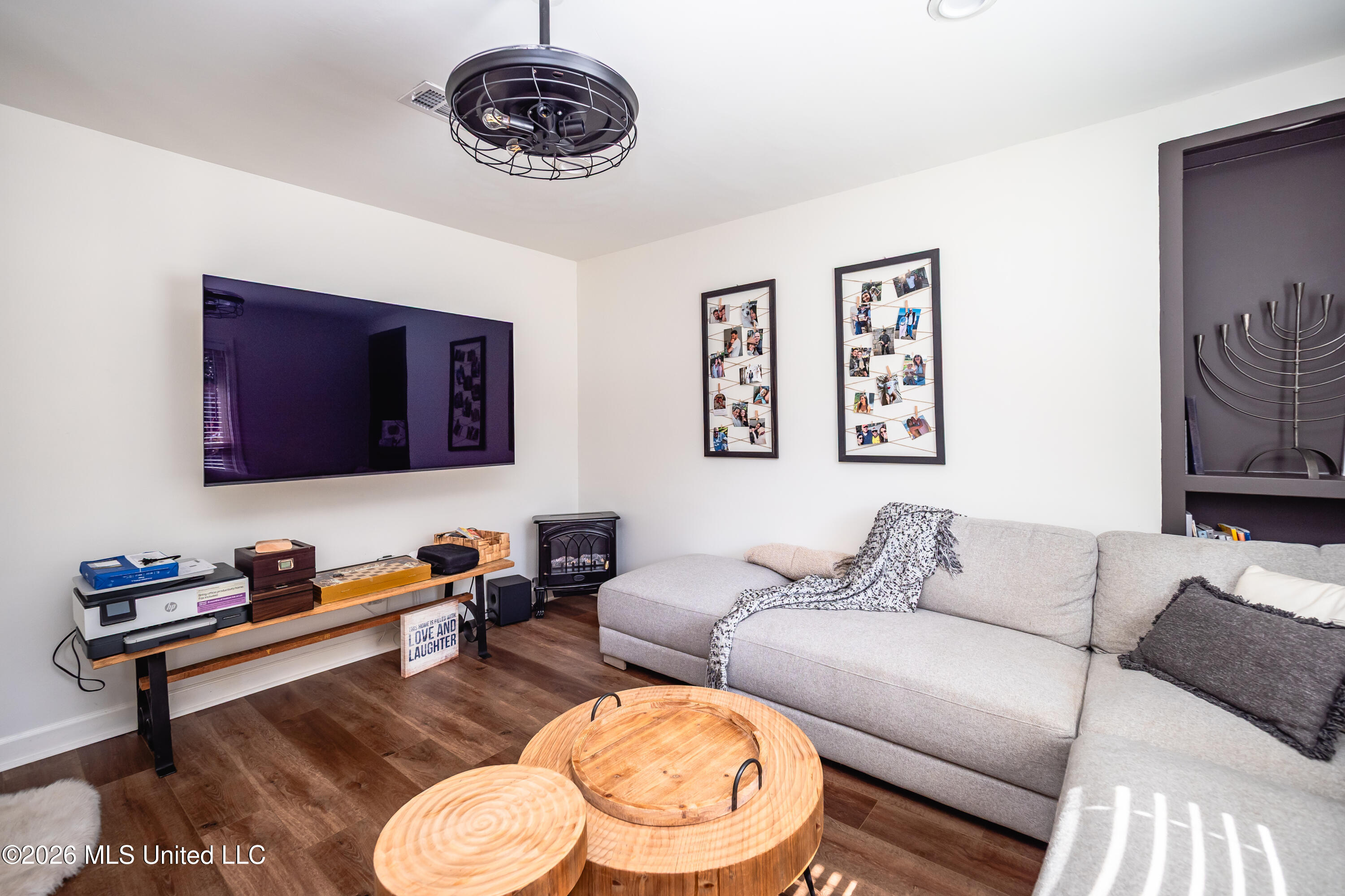 103 Carriage Lane Property Photo 12