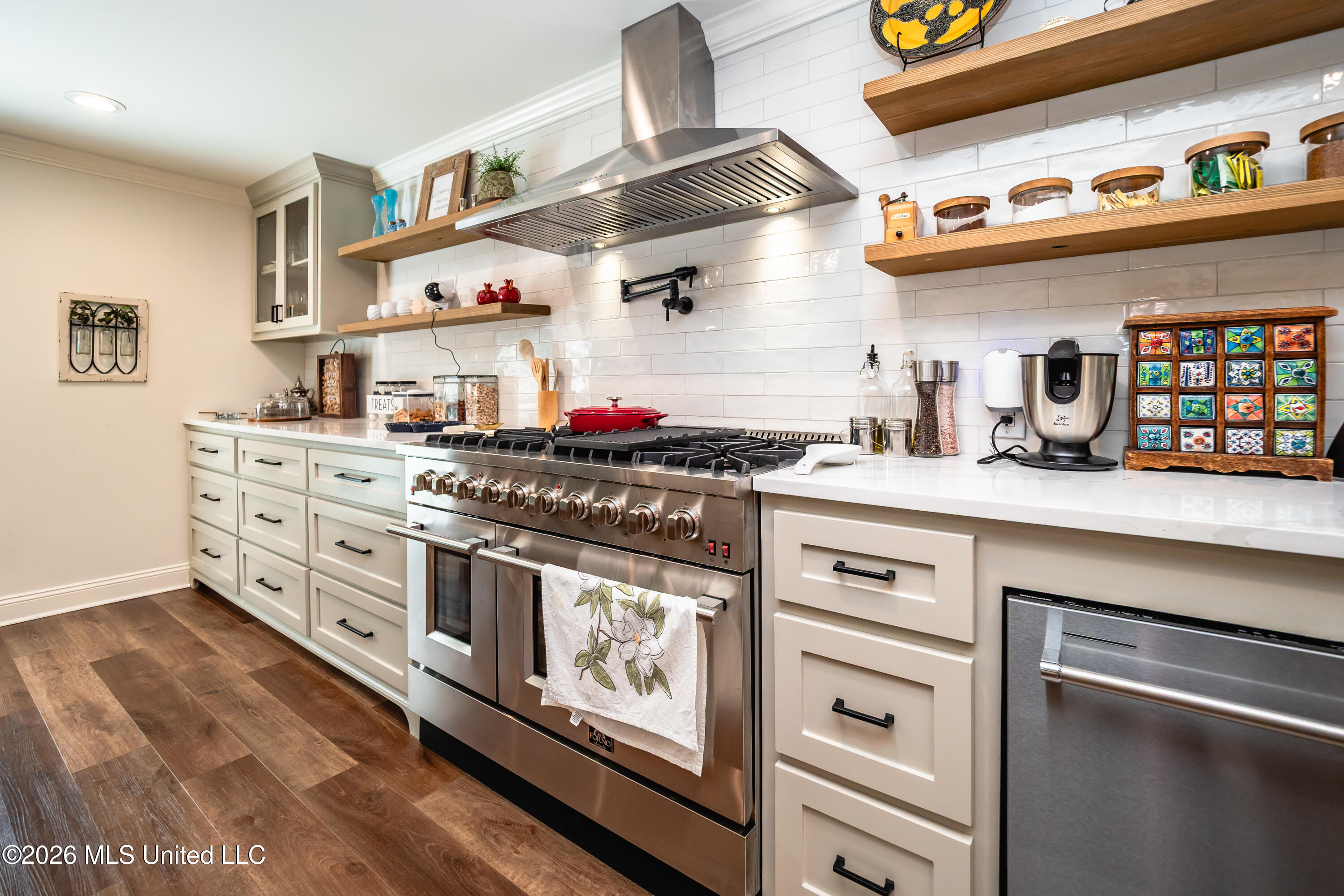 103 Carriage Lane Property Photo 14