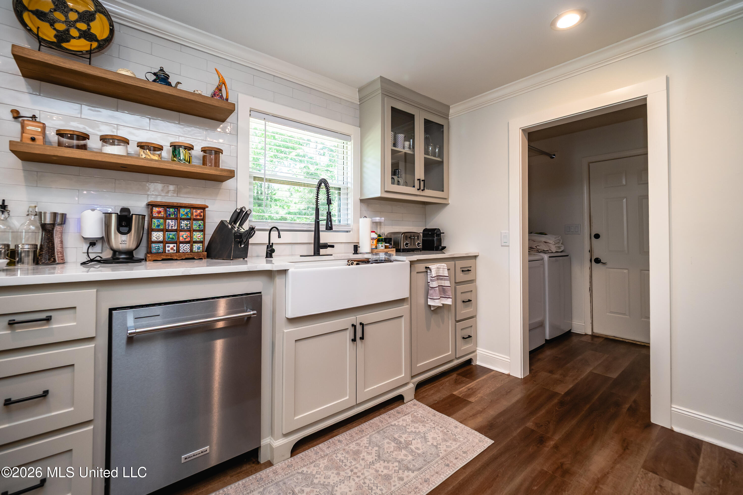 103 Carriage Lane Property Photo 18
