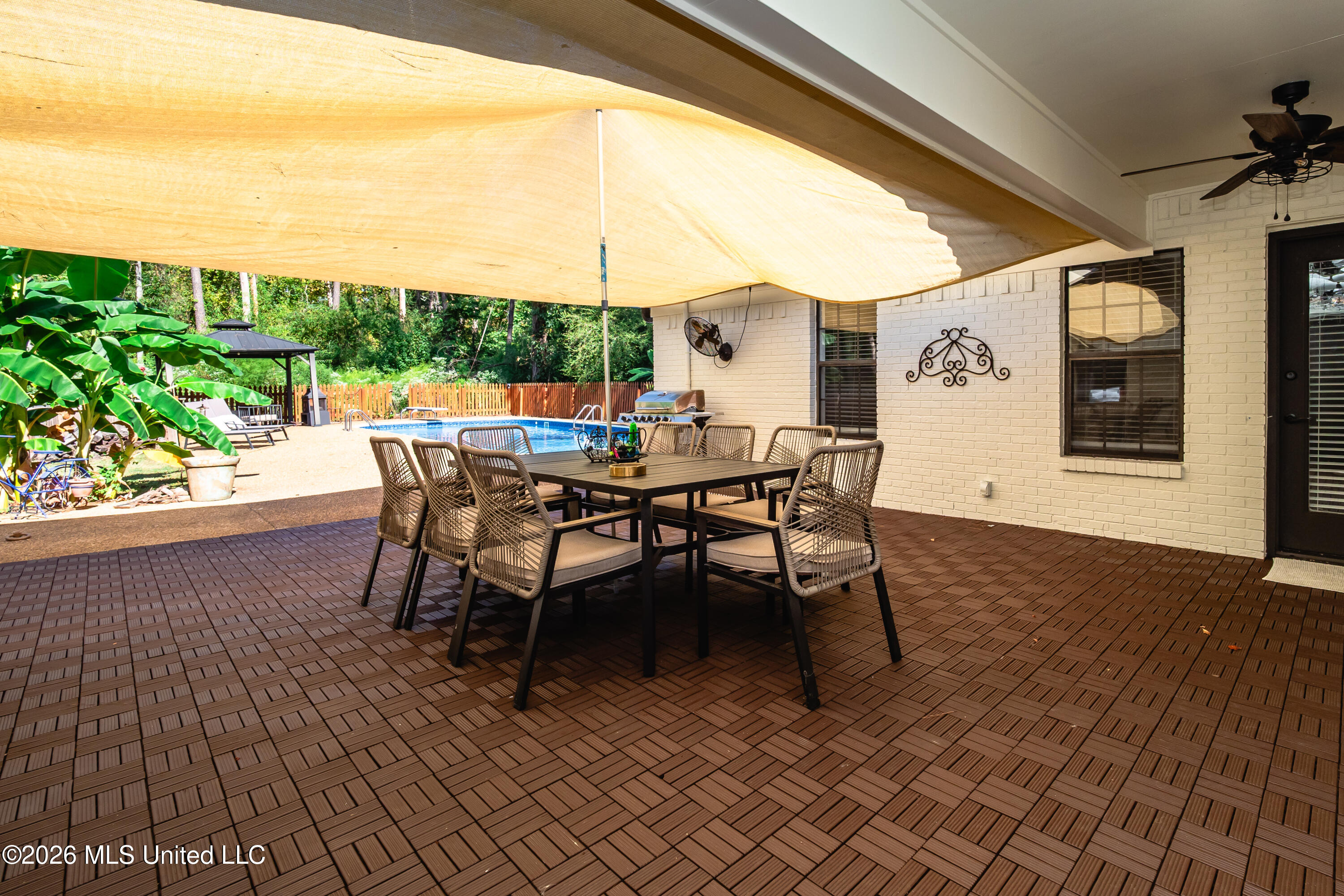 103 Carriage Lane Property Photo 30