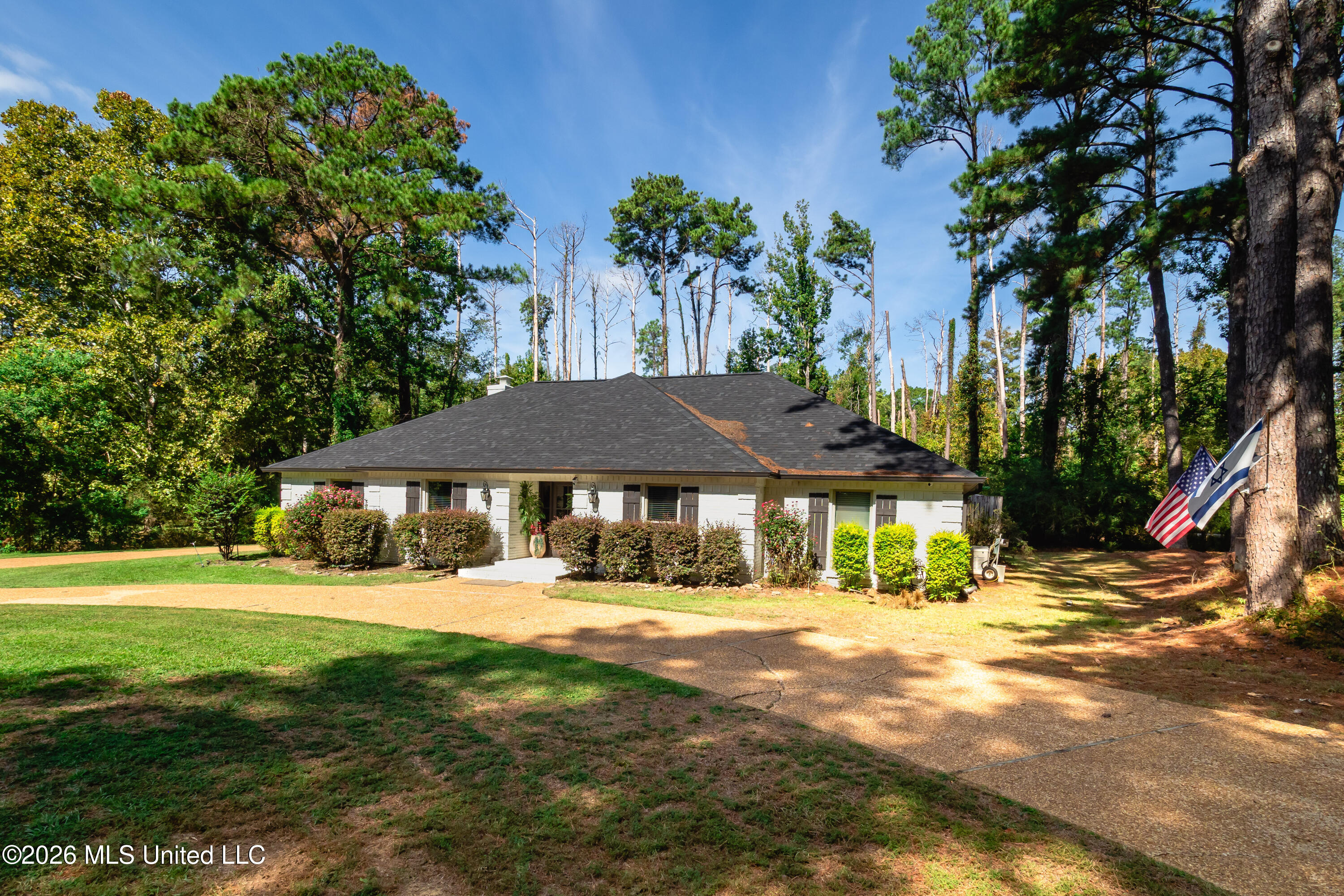 103 Carriage Lane Property Photo 37