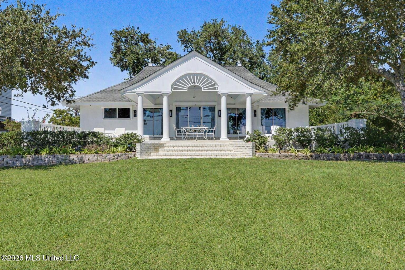 816 S Beach Boulevard Property Photo 1