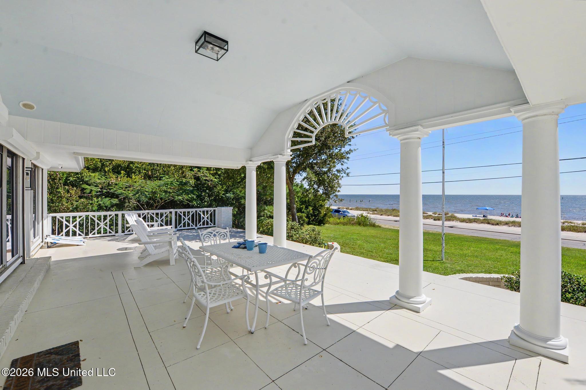 816 S Beach Boulevard Property Photo 3
