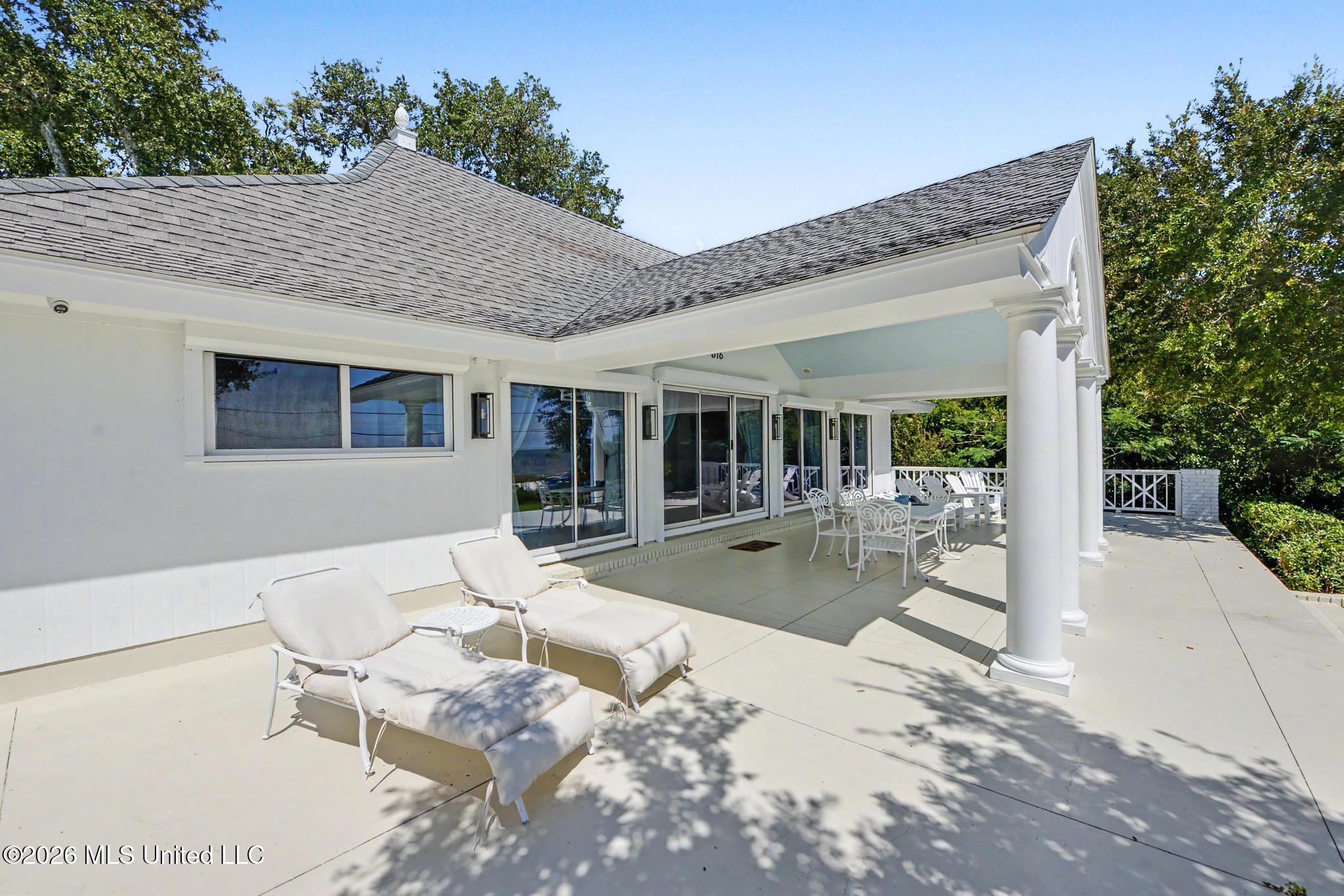 816 S Beach Boulevard Property Photo 6
