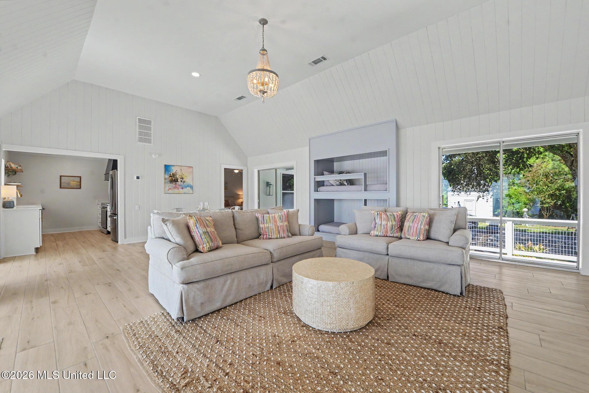 816 S Beach Boulevard Property Photo 10