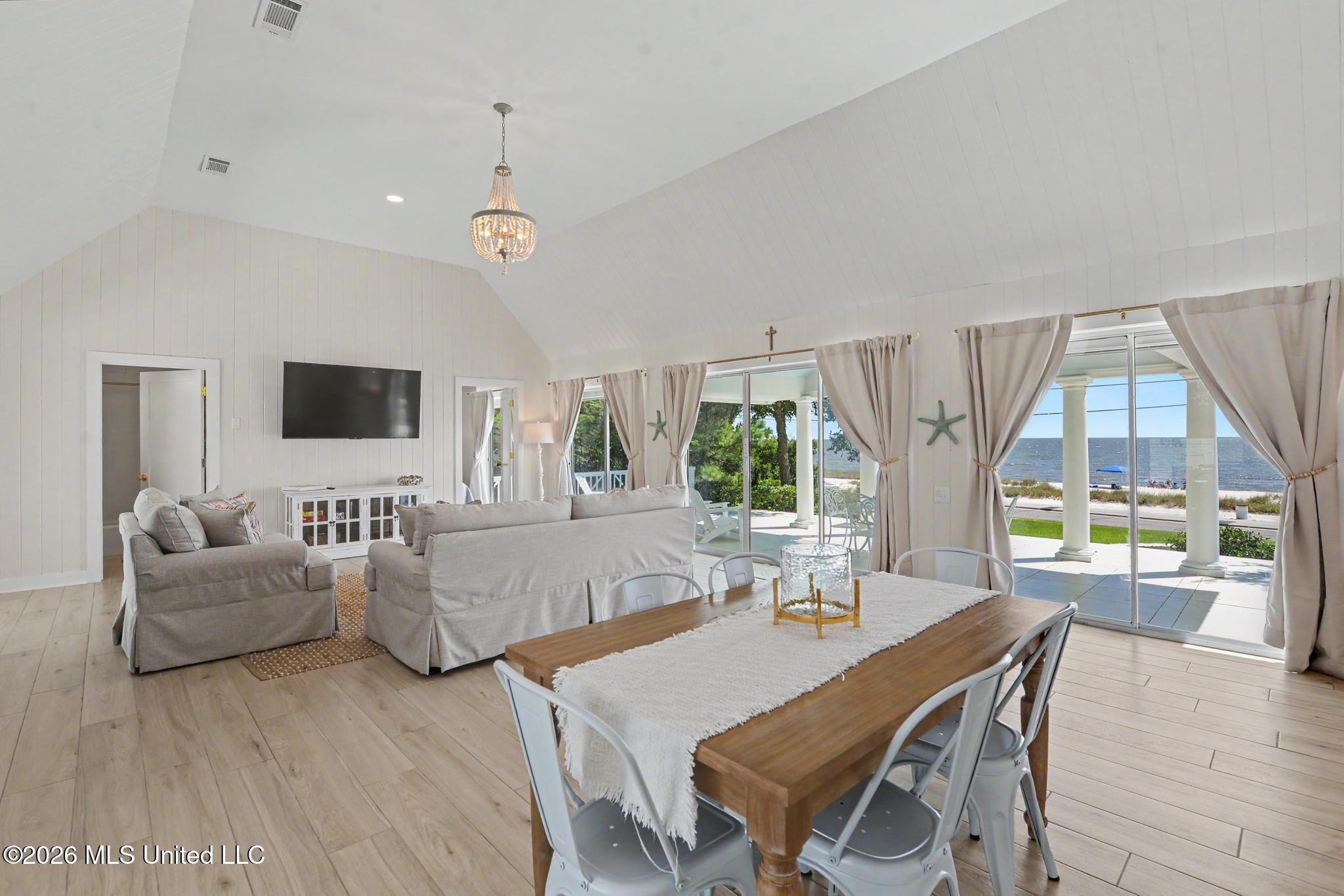 816 S Beach Boulevard Property Photo 13
