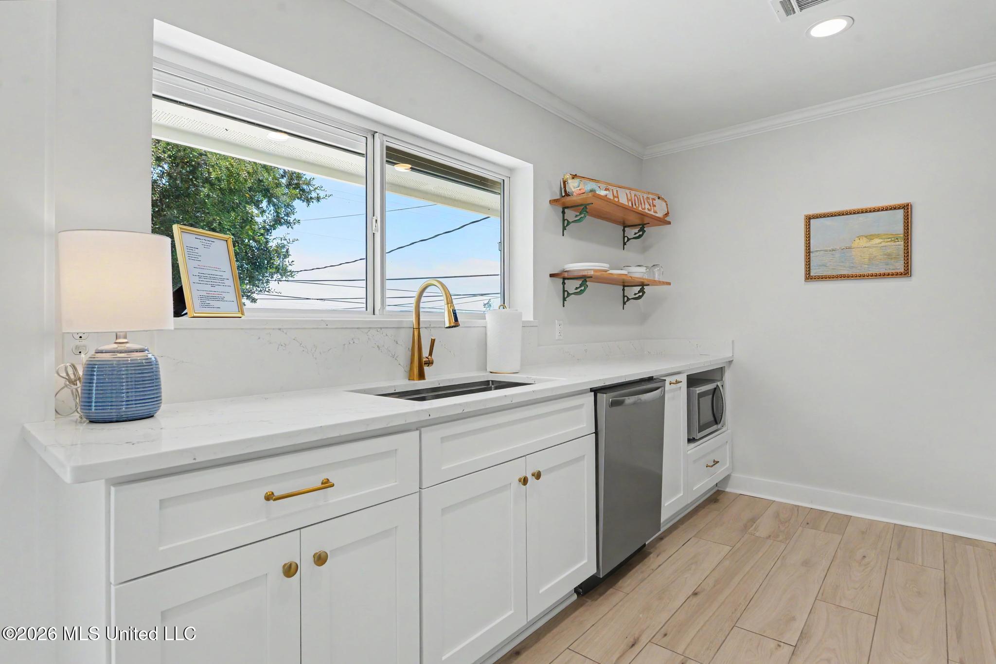 816 S Beach Boulevard Property Photo 14