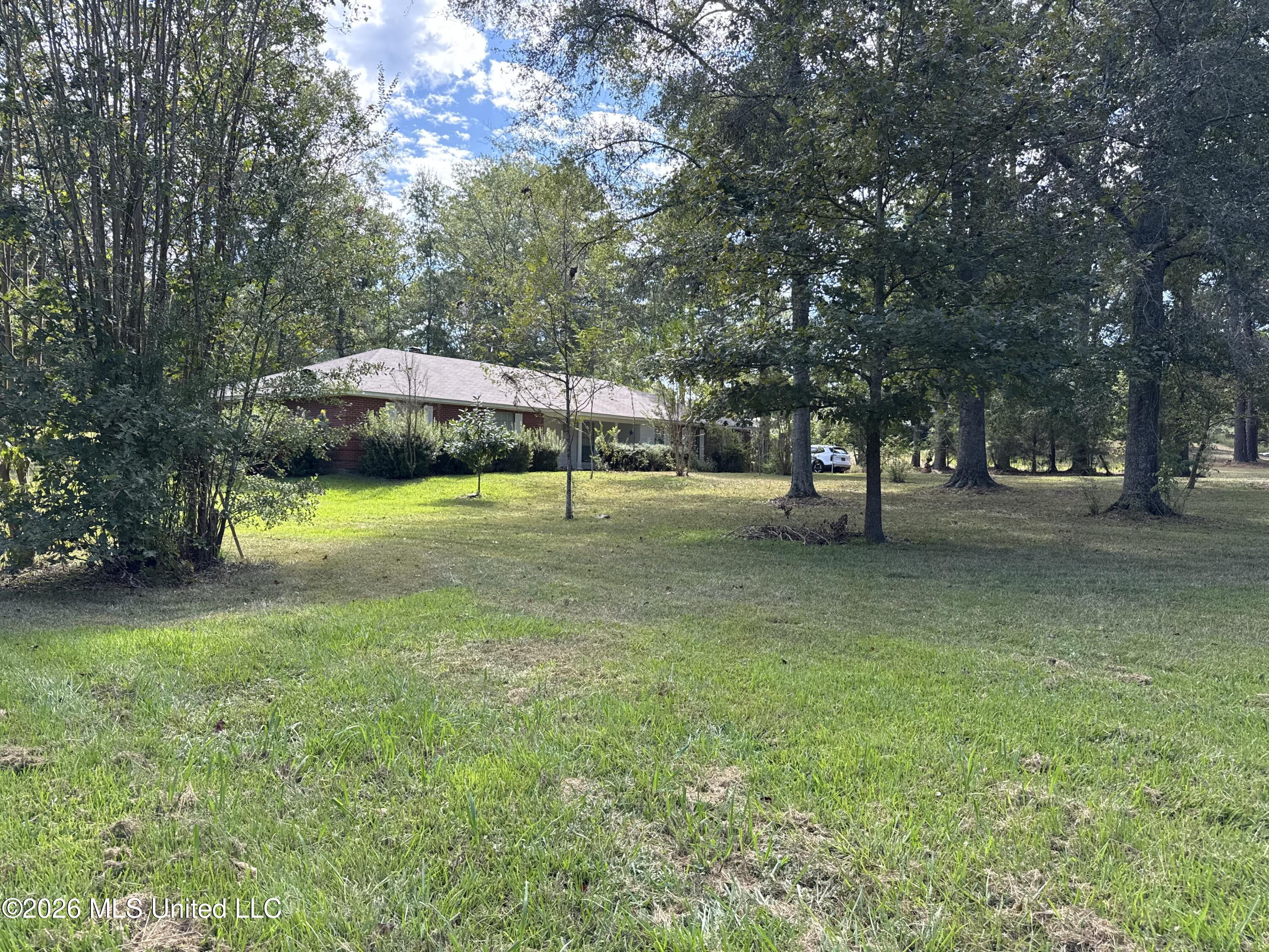 1876 Simpson Highway 469 Property Photo 3