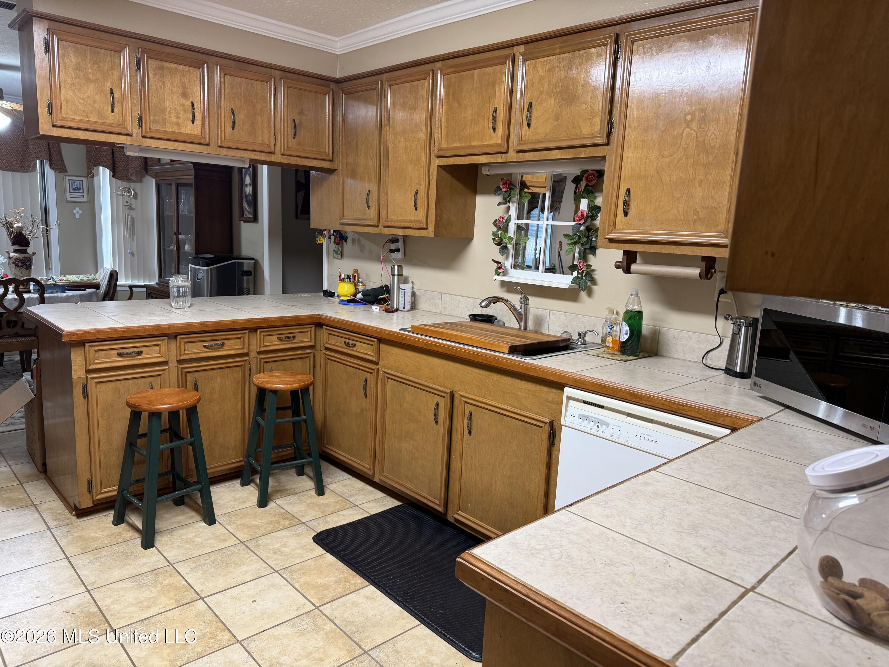 1876 Simpson Highway 469 Property Photo 6