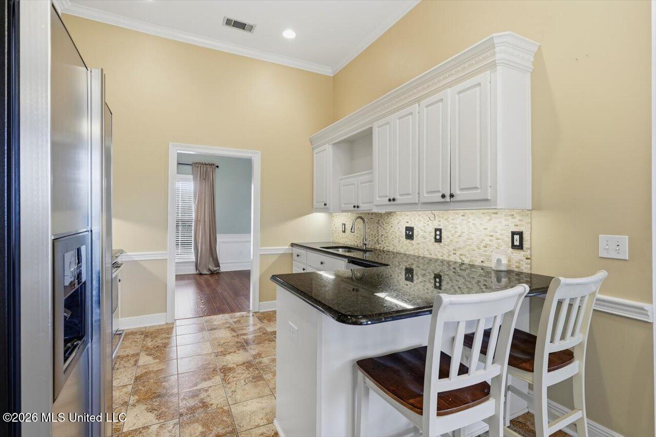 207 Woodgreen Cove Property Photo 6