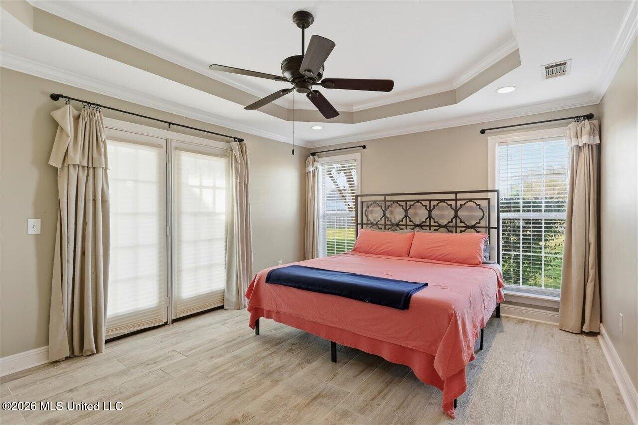 207 Woodgreen Cove Property Photo 13