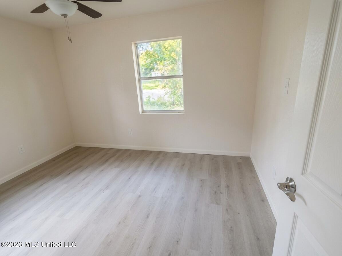 2716 Rutledge Avenue Property Photo 8