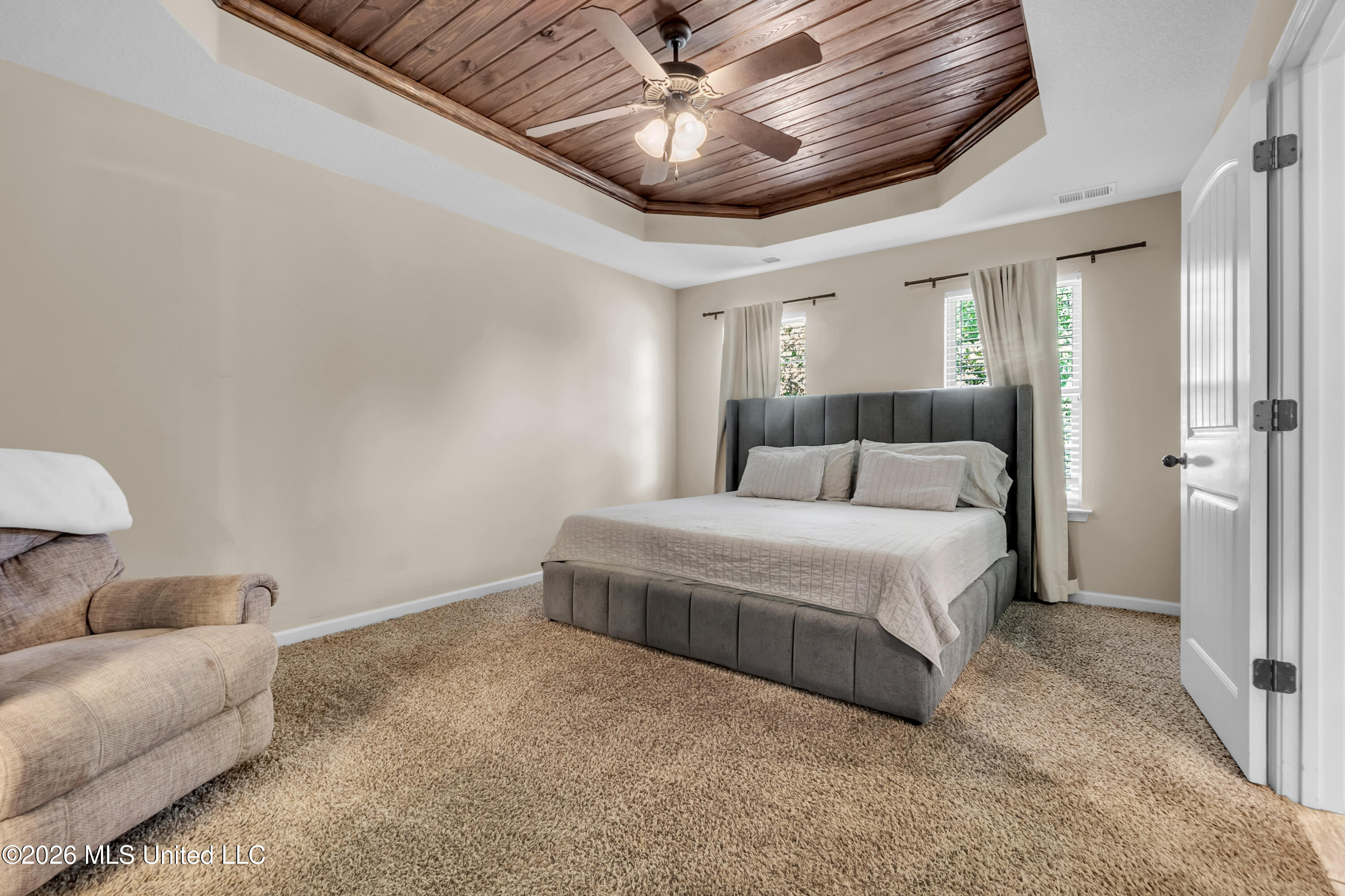 3530 Champion Hills Drive Property Photo 10