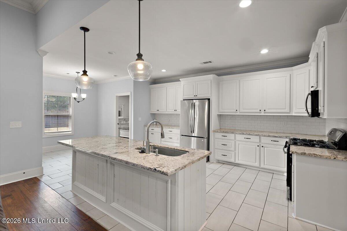 152 Sweetbriar Circle Property Photo 13