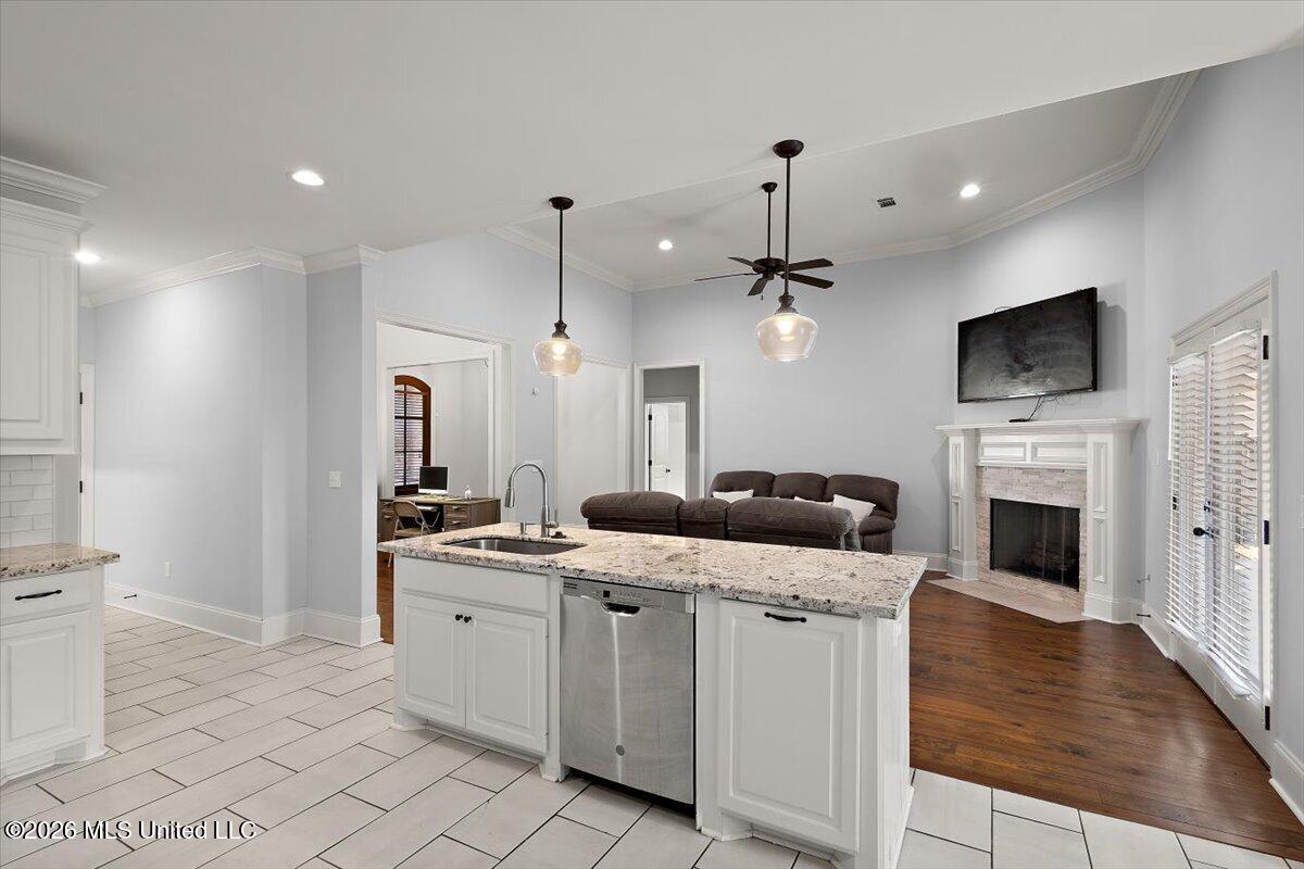 152 Sweetbriar Circle Property Photo 16
