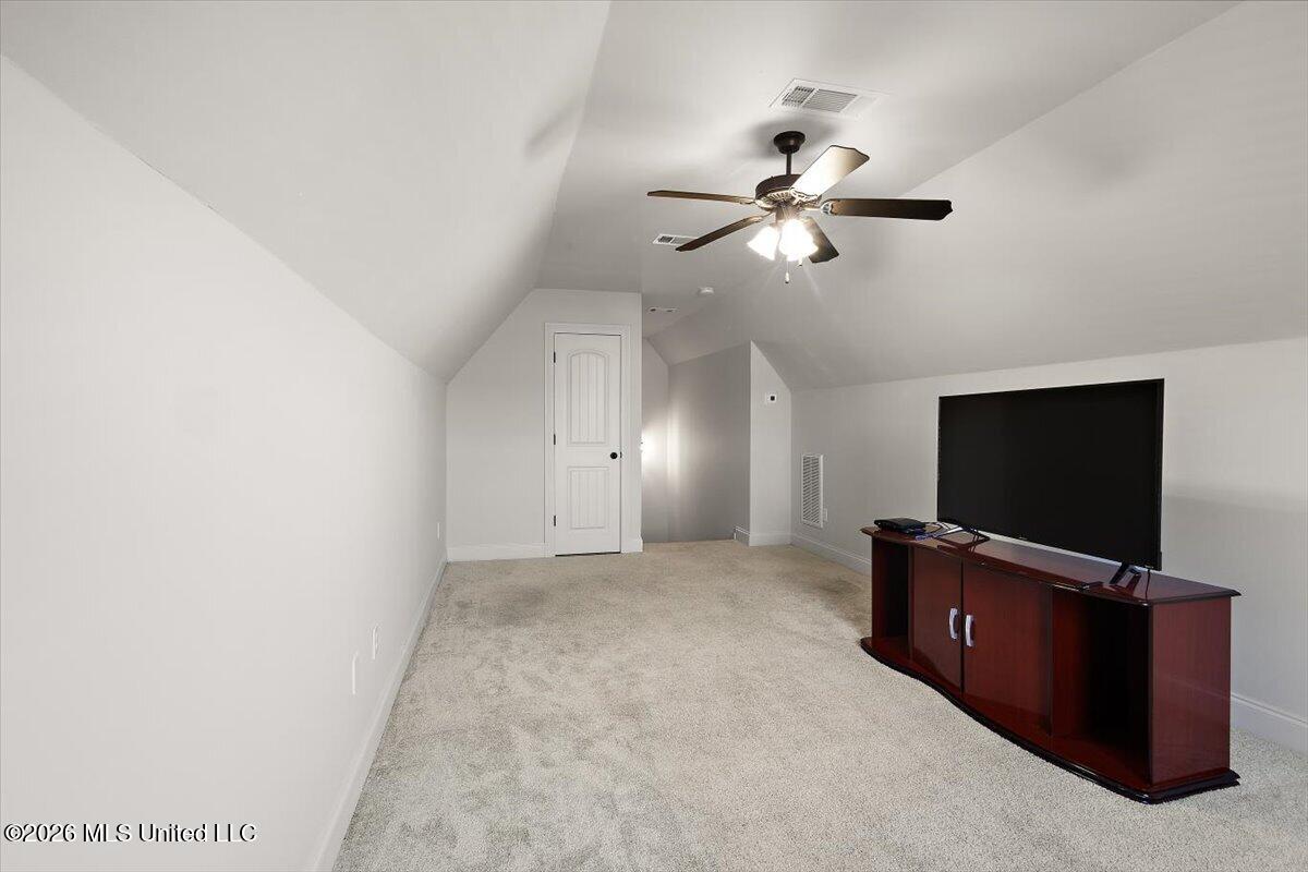 152 Sweetbriar Circle Property Photo 27