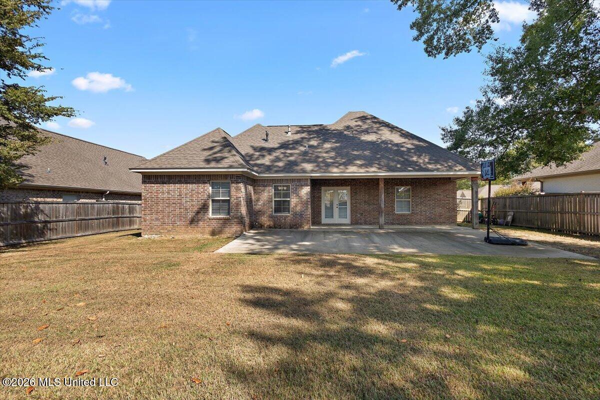 152 Sweetbriar Circle Property Photo 32