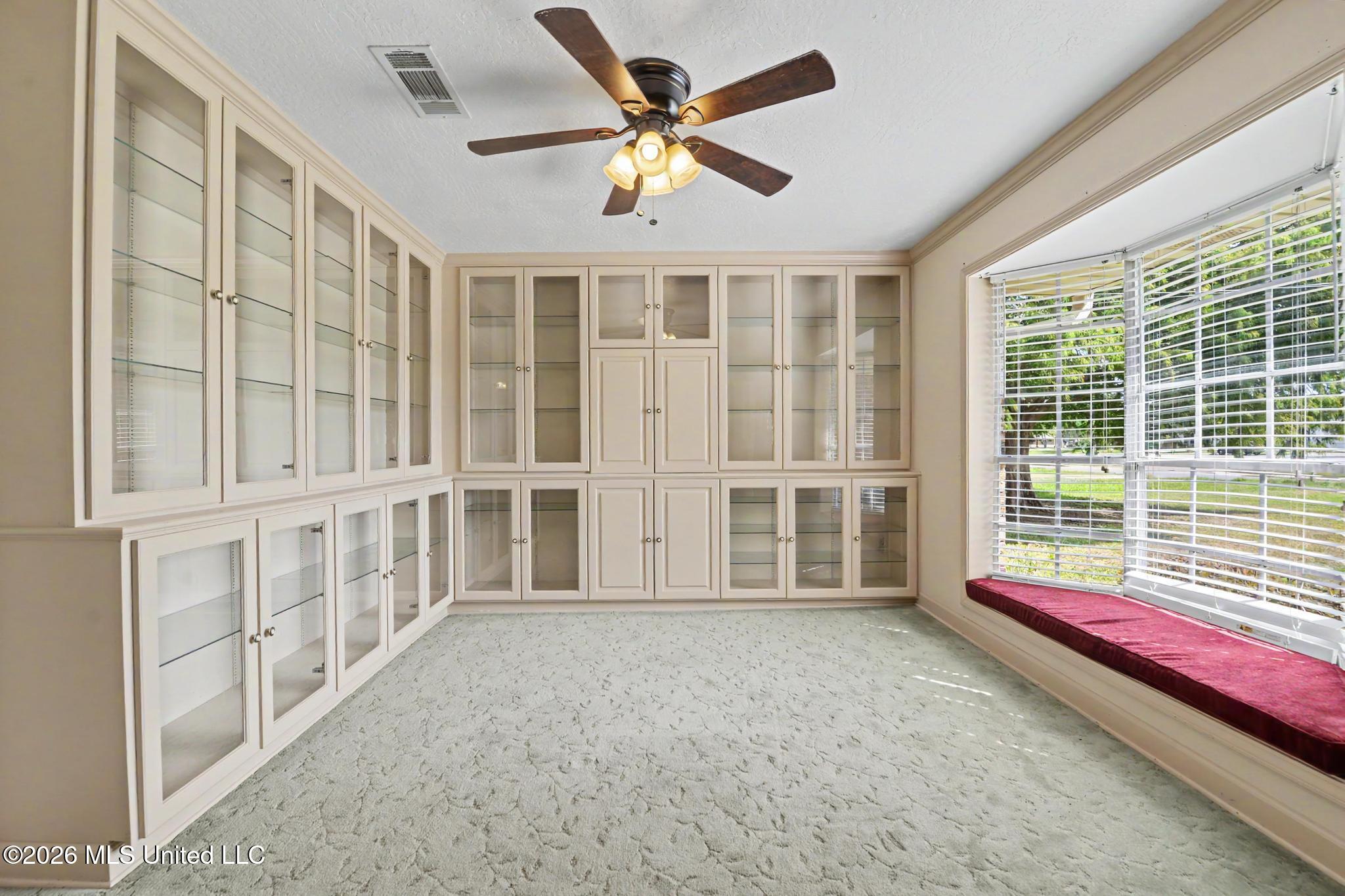 1315 Martin Street Property Photo 7