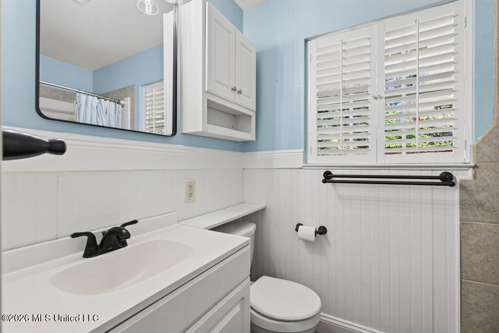 511 N Forest Avenue Property Photo 22