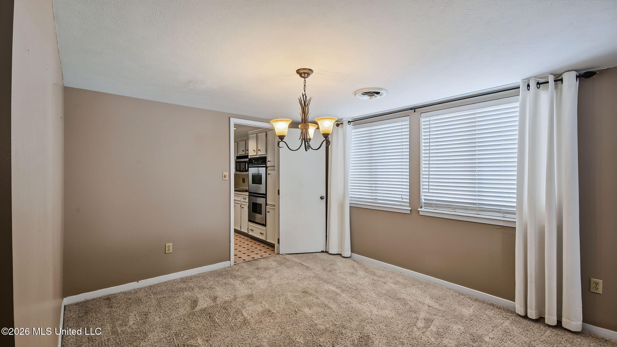10 Dove Way Circle Property Photo 15