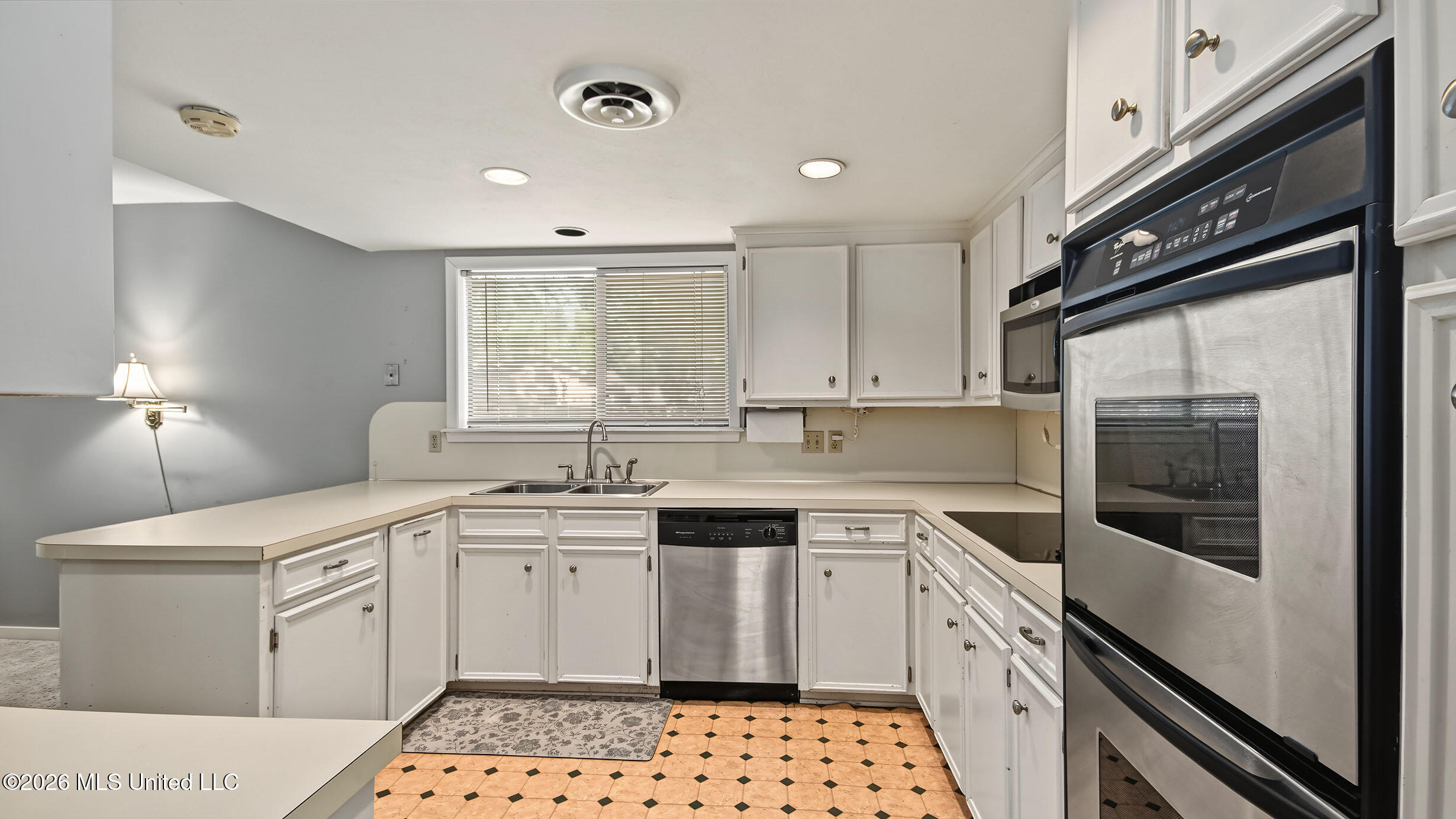 10 Dove Way Circle Property Photo 24
