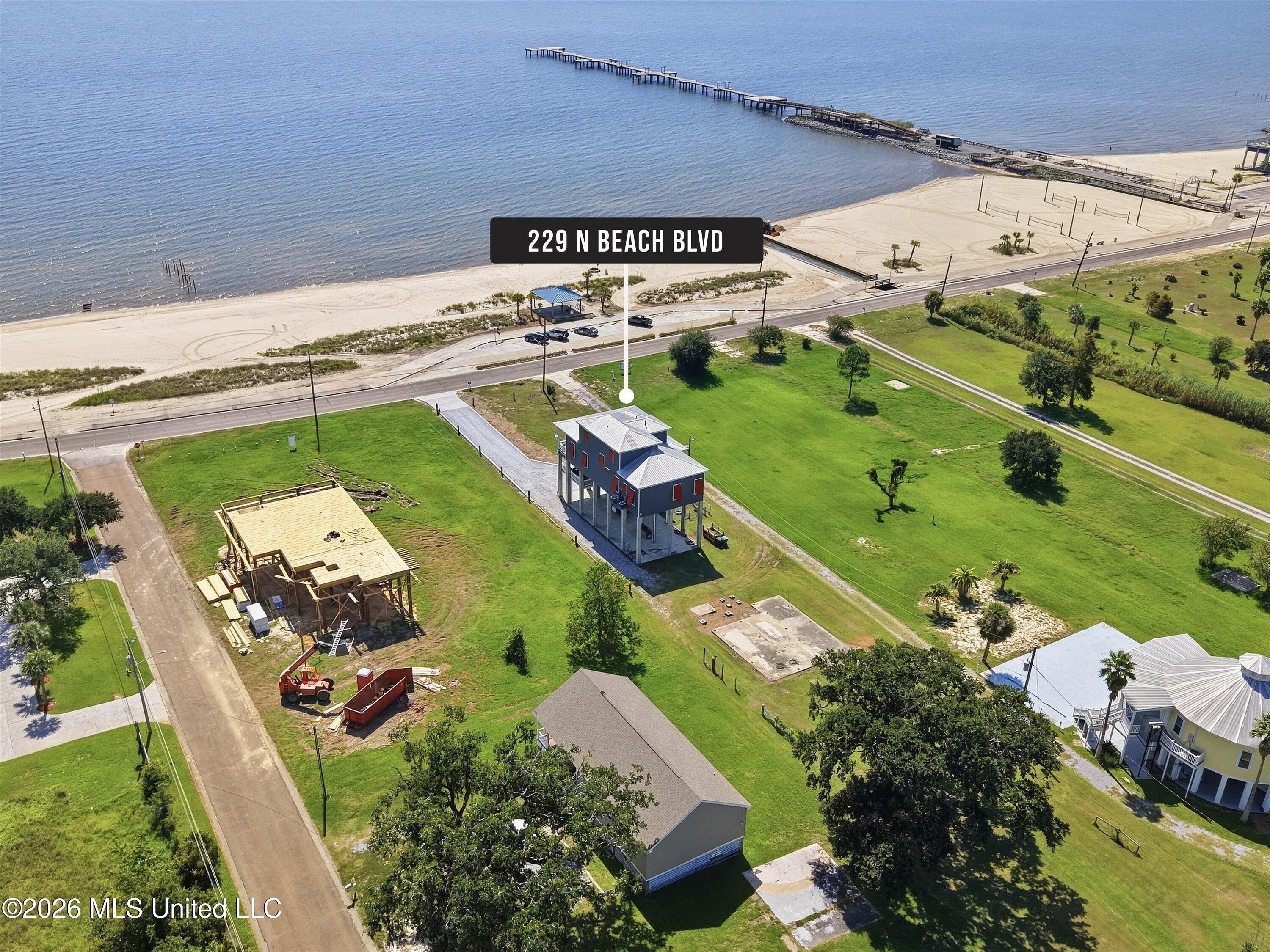229 N Beach Boulevard Property Photo 3