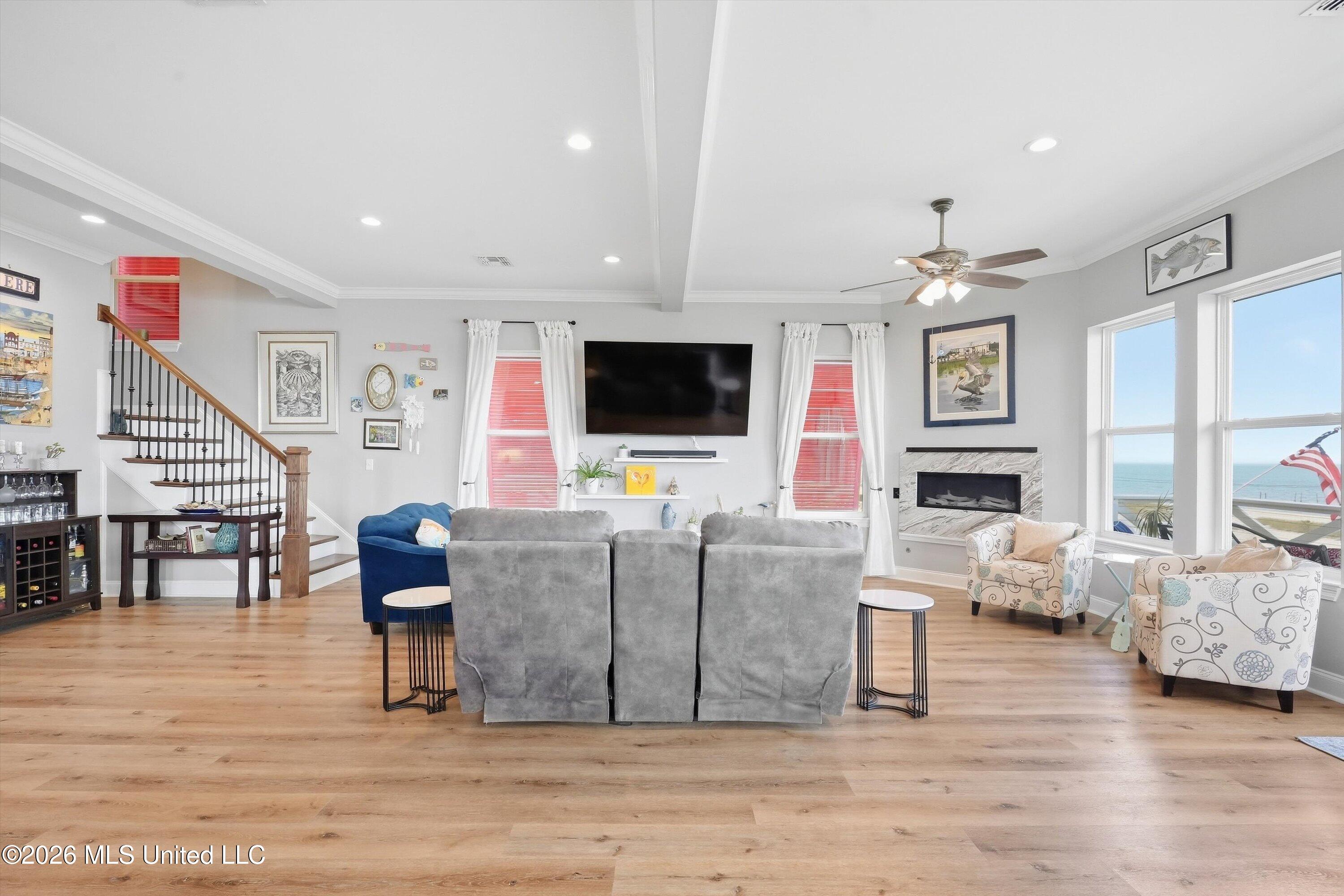 229 N Beach Boulevard Property Photo 11