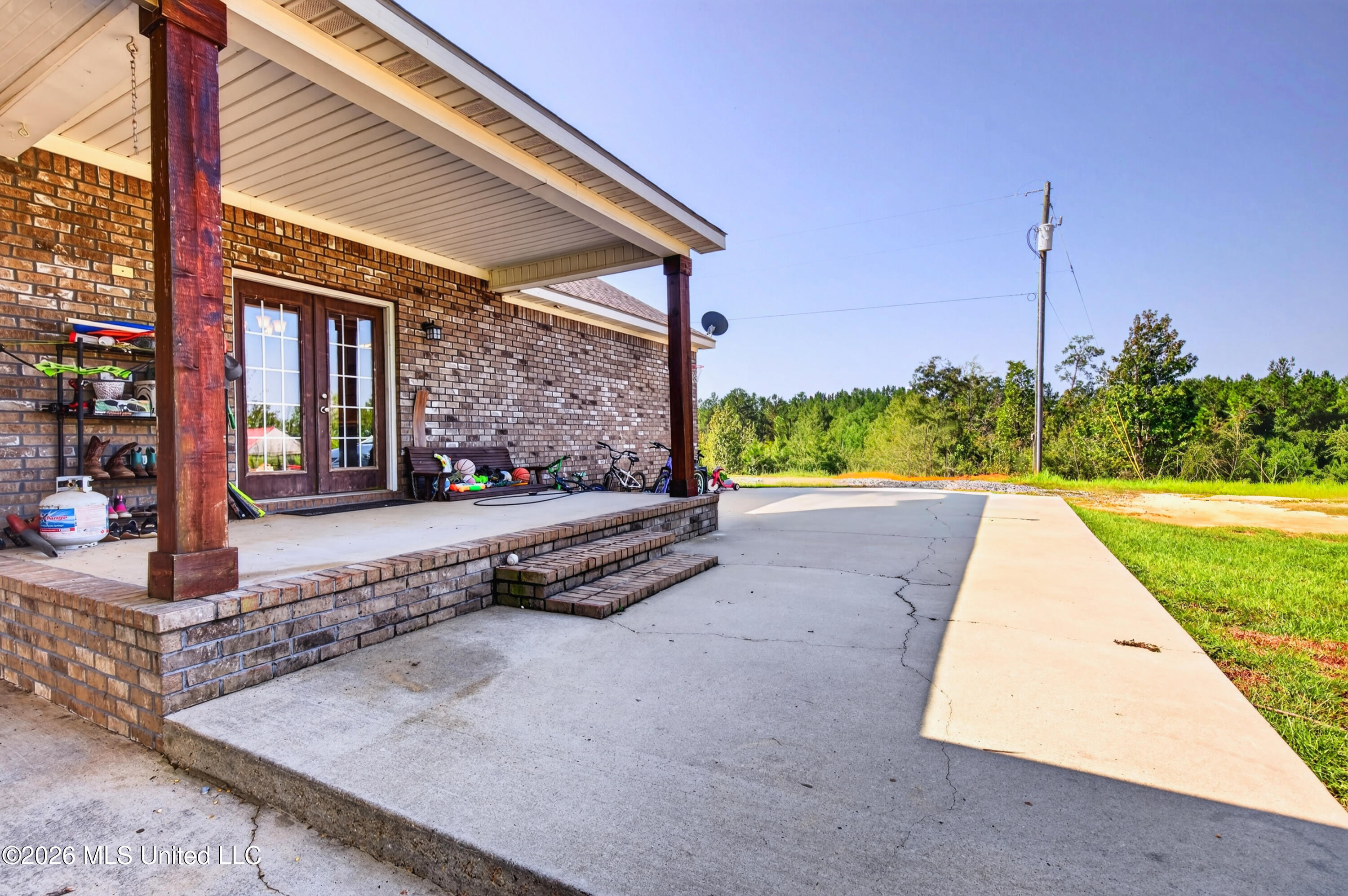 9455 Old Highway 63 N Property Photo 25