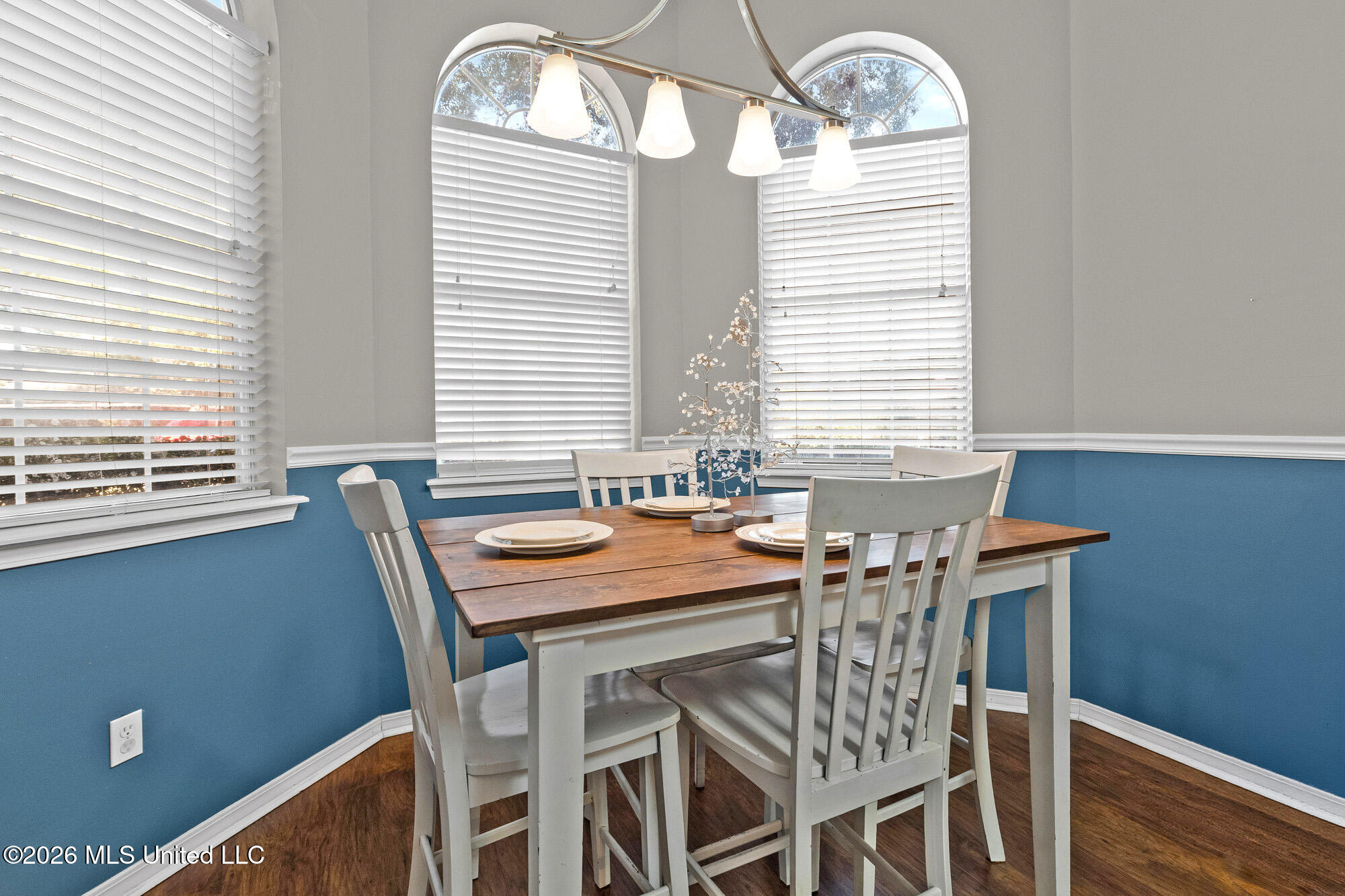 11205 Woodley Cove Property Photo 12