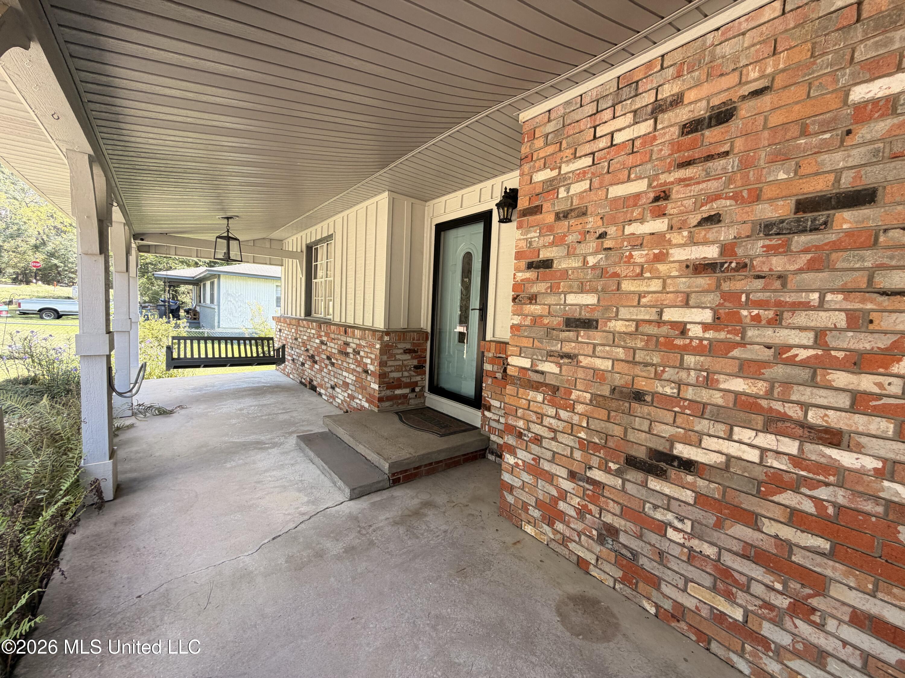 2045 Carolyn Lane Property Photo 29