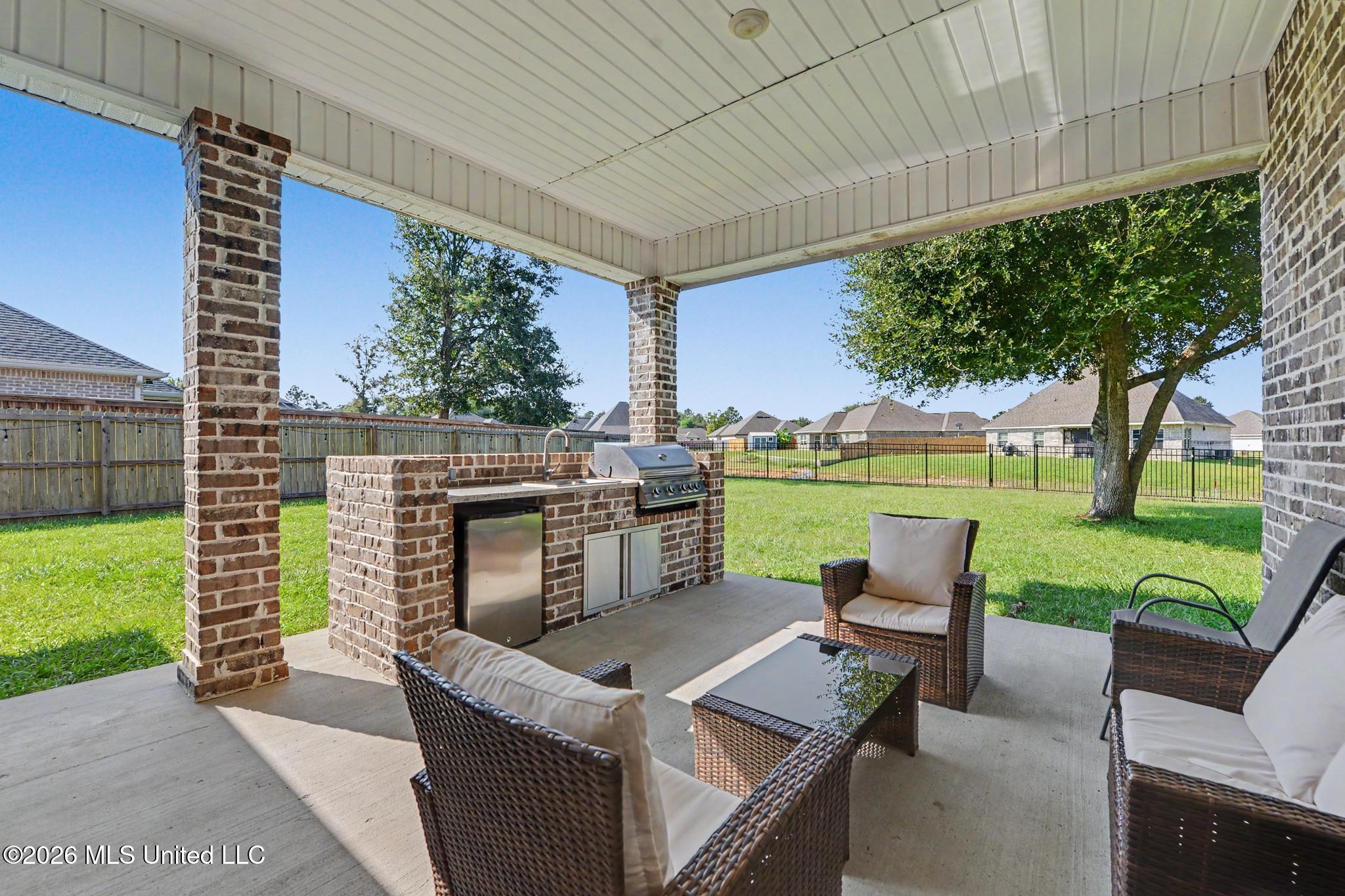 16879 W Landon Green Circle Property Photo 35
