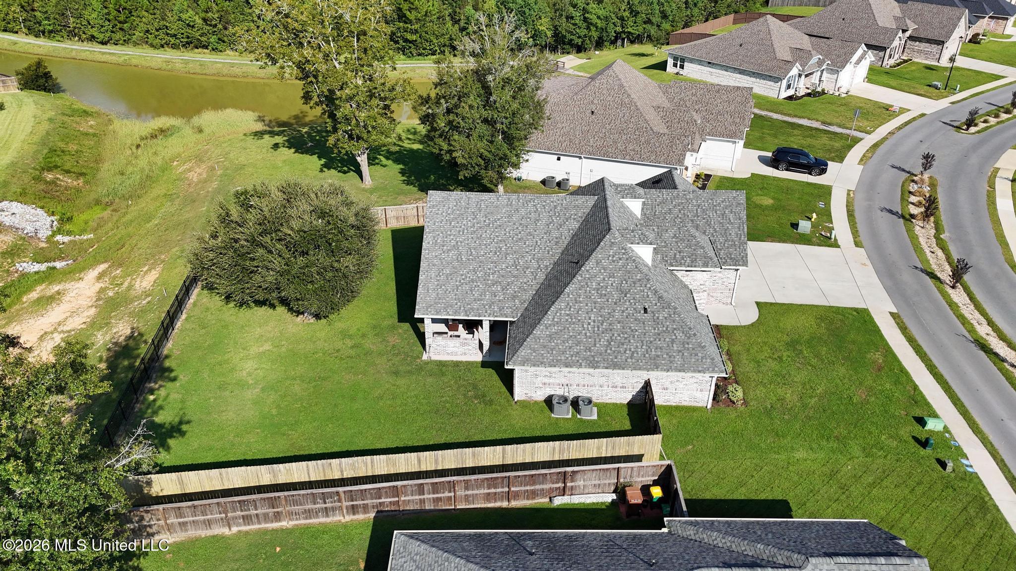 16879 W Landon Green Circle Property Photo 41