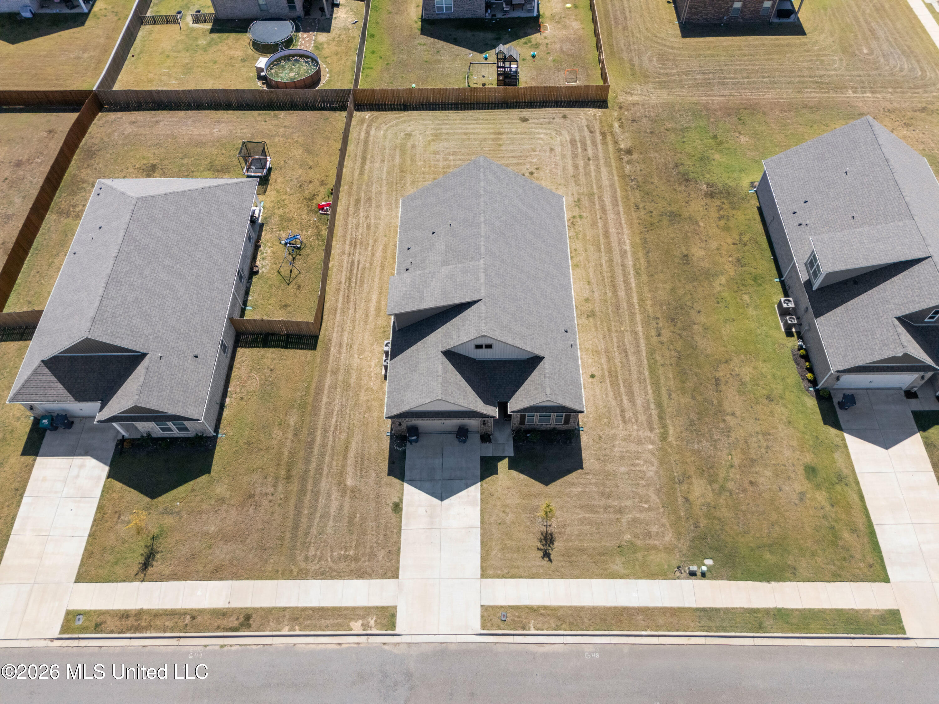 2093 Tulip Drive Property Photo 5