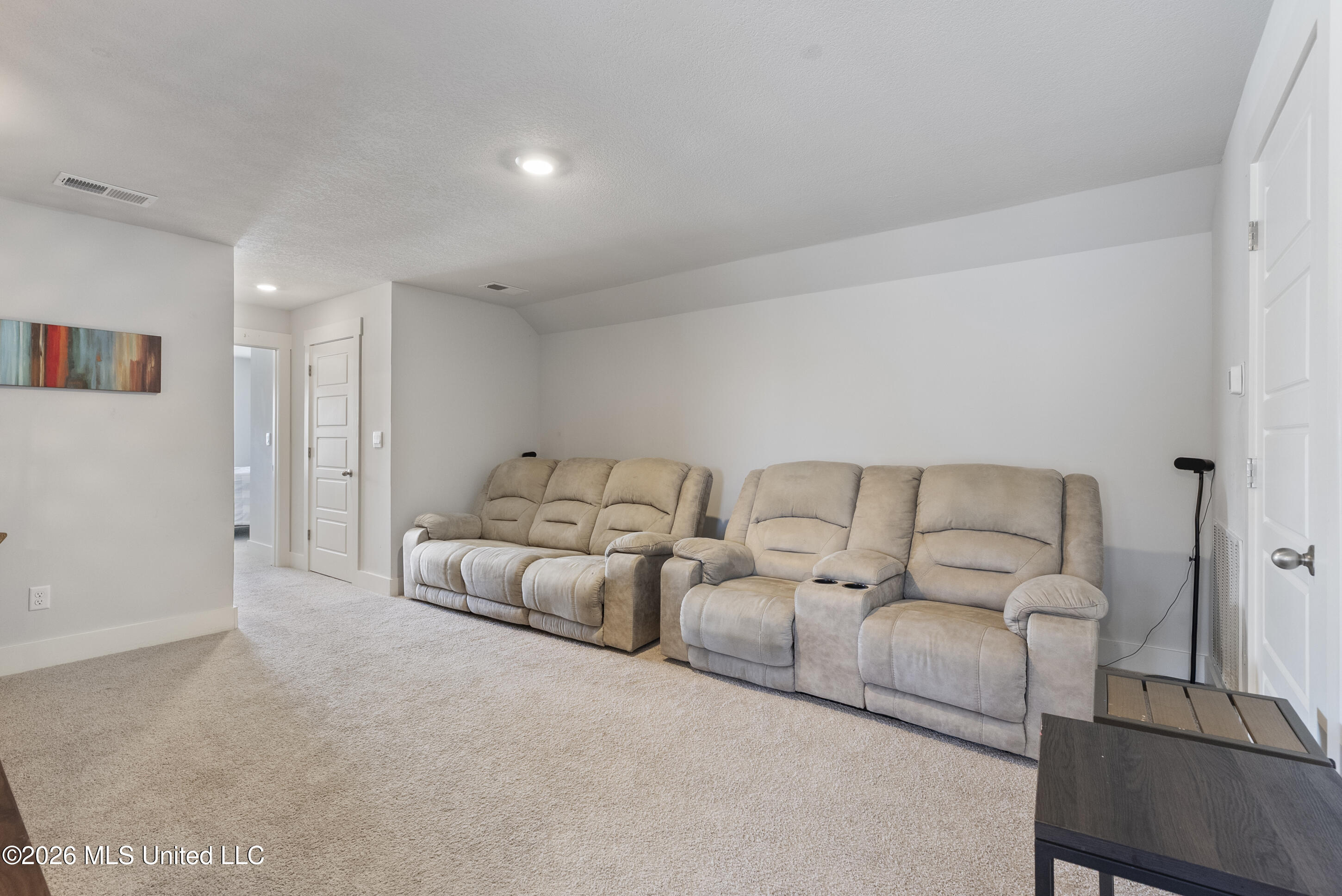 2093 Tulip Drive Property Photo 23