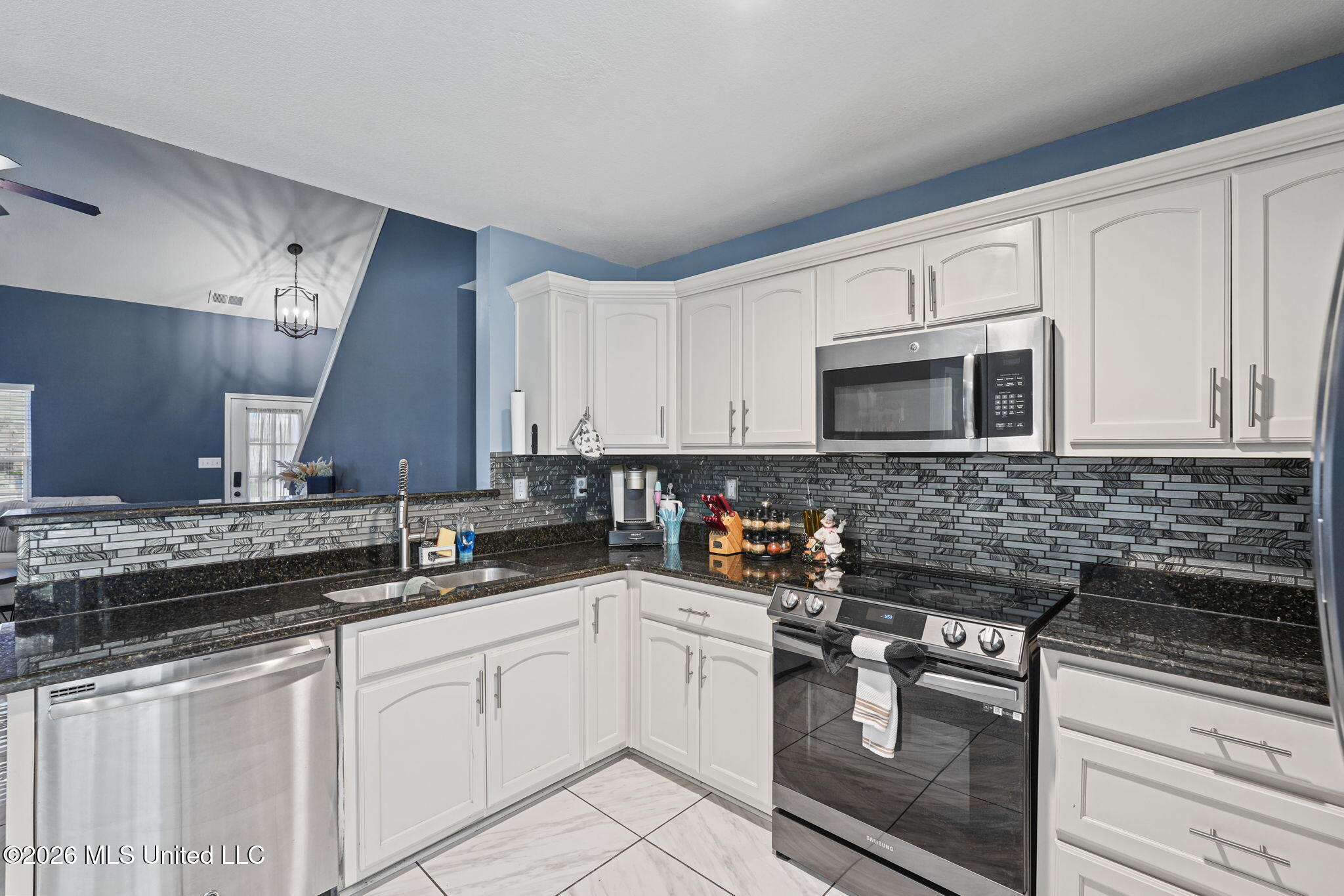 9025 Billy Pat Drive Property Photo 13
