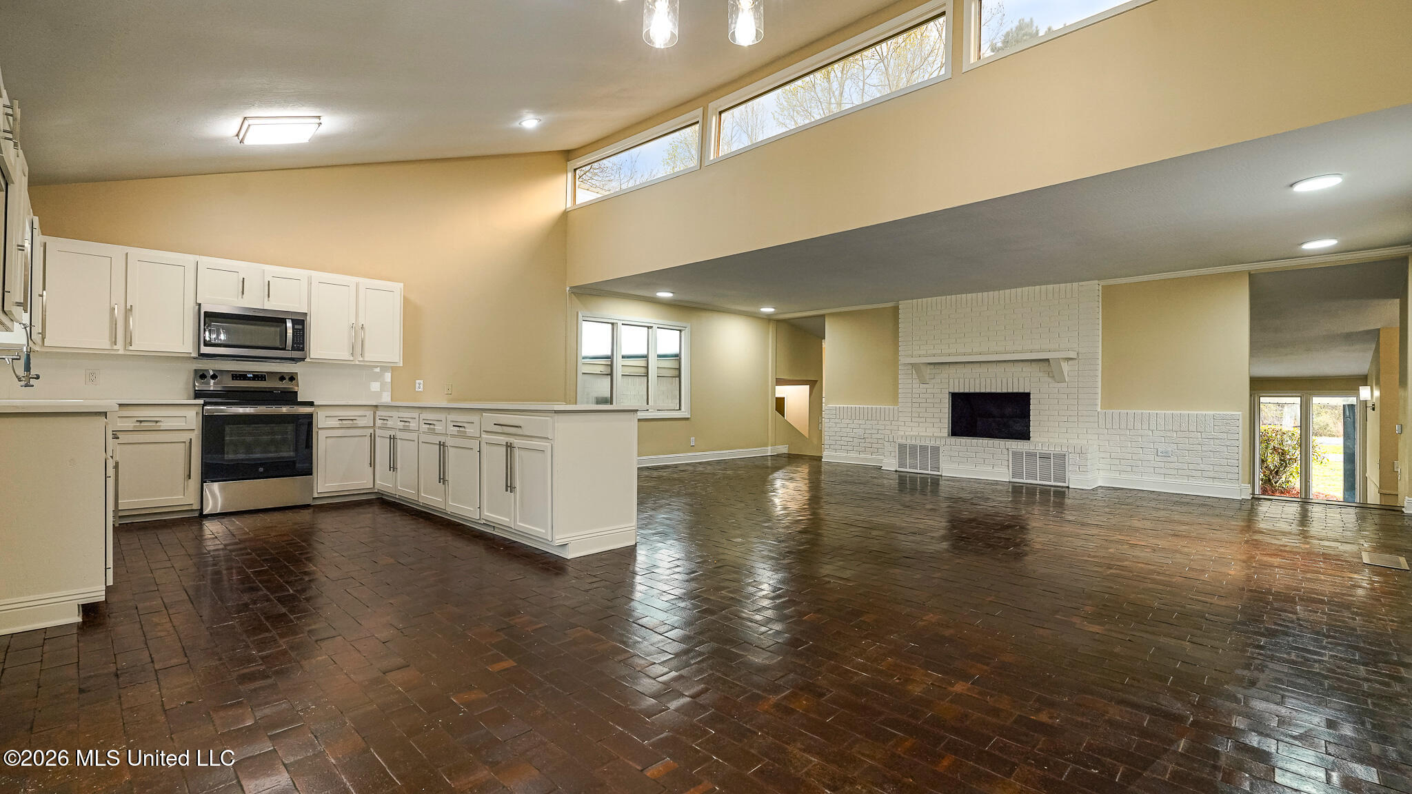 156 Graves Road Property Photo 10