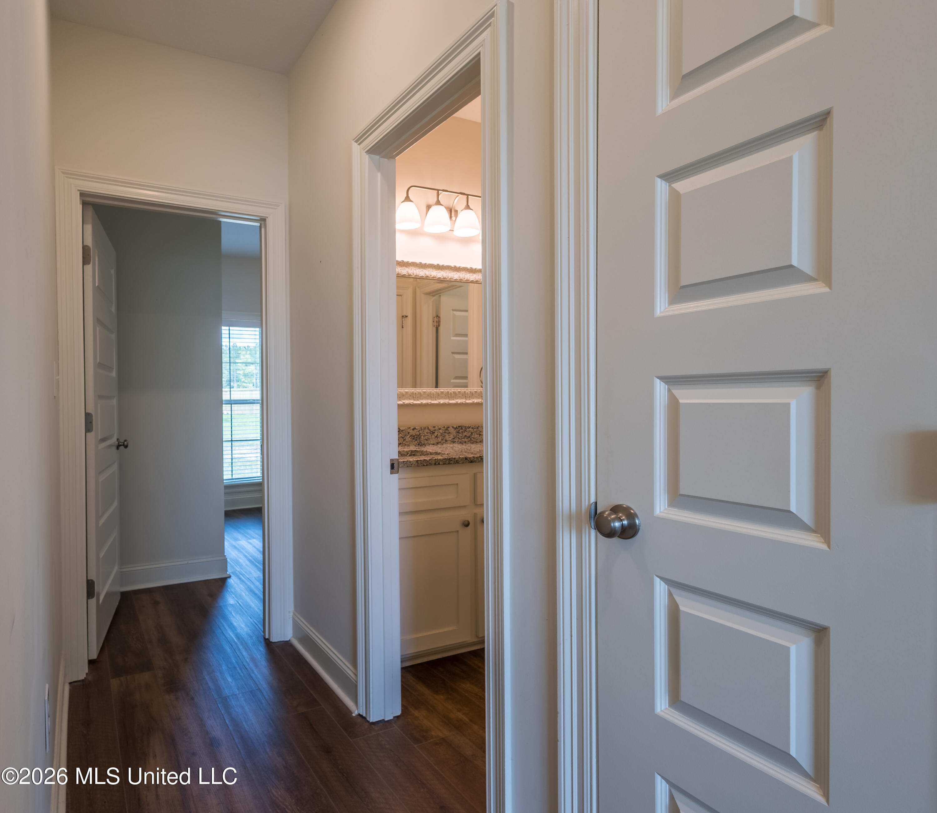 8 Silverstone Property Photo 22