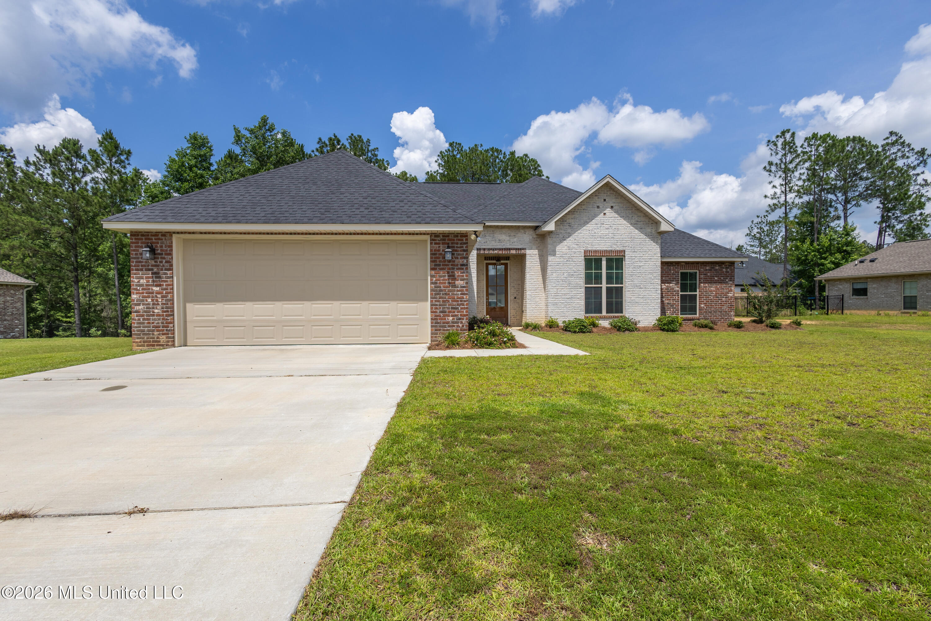 8 Silverstone Property Photo 26