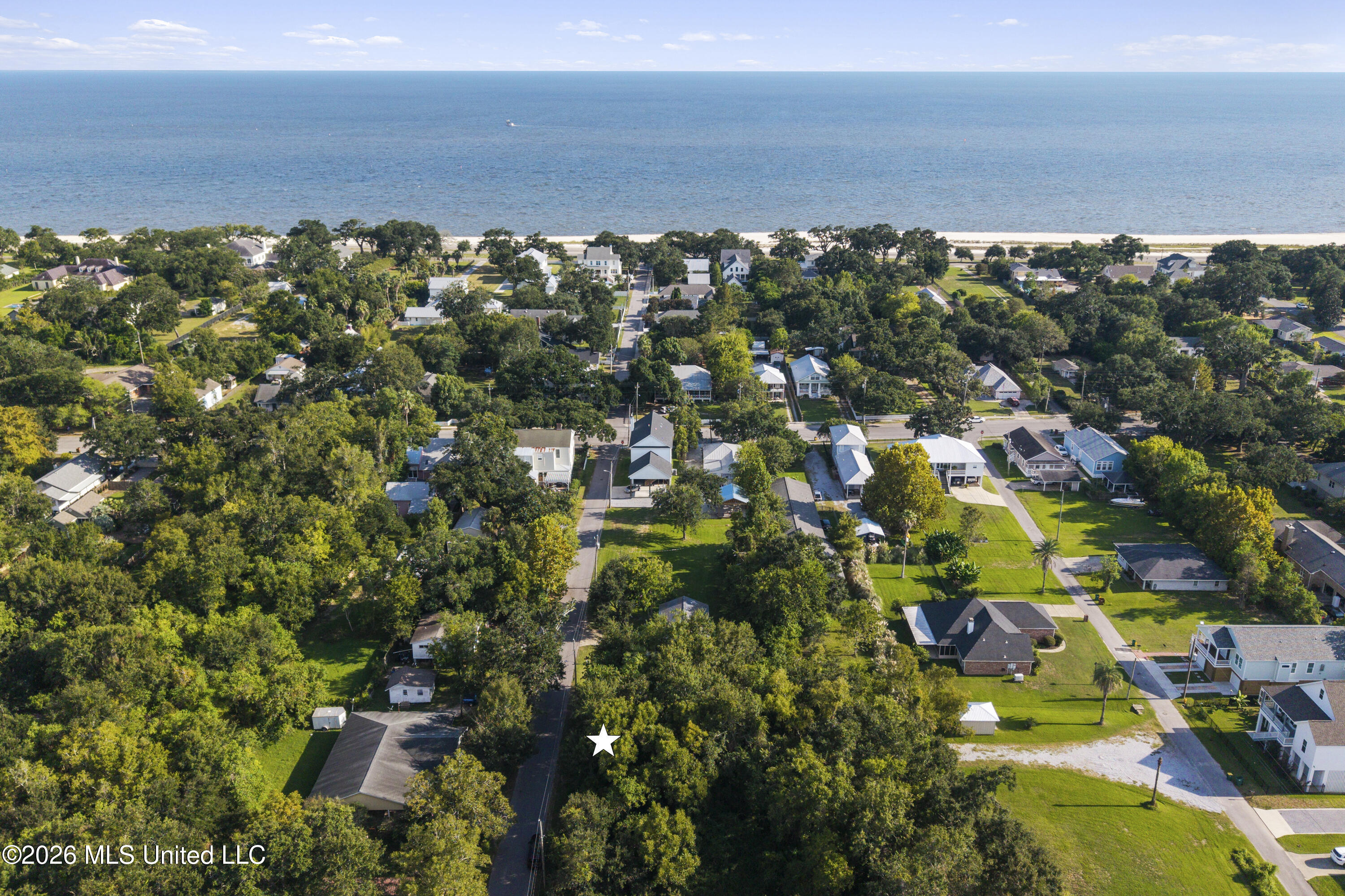 Seal Avenue Property Photo 6