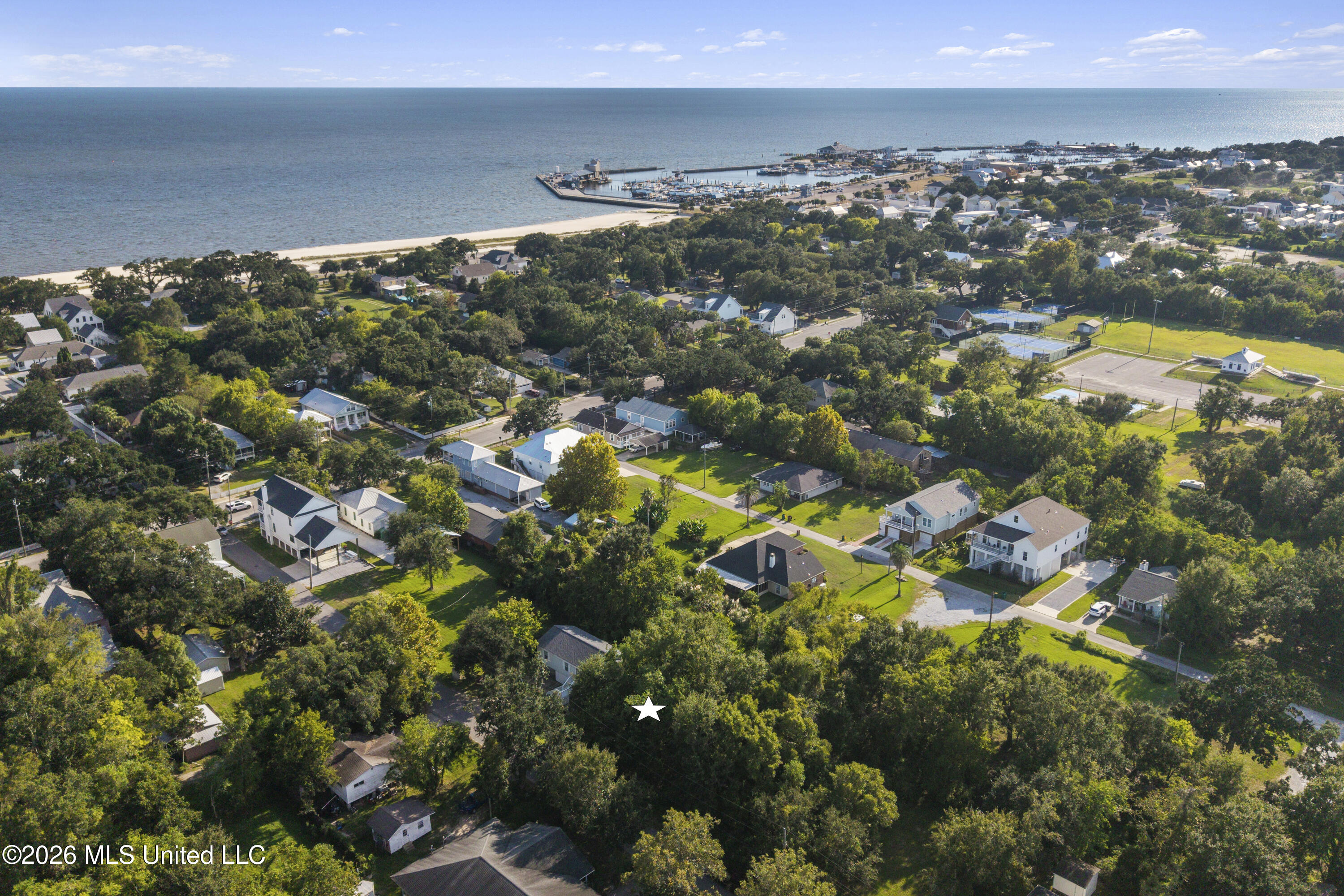 Seal Avenue Property Photo 7
