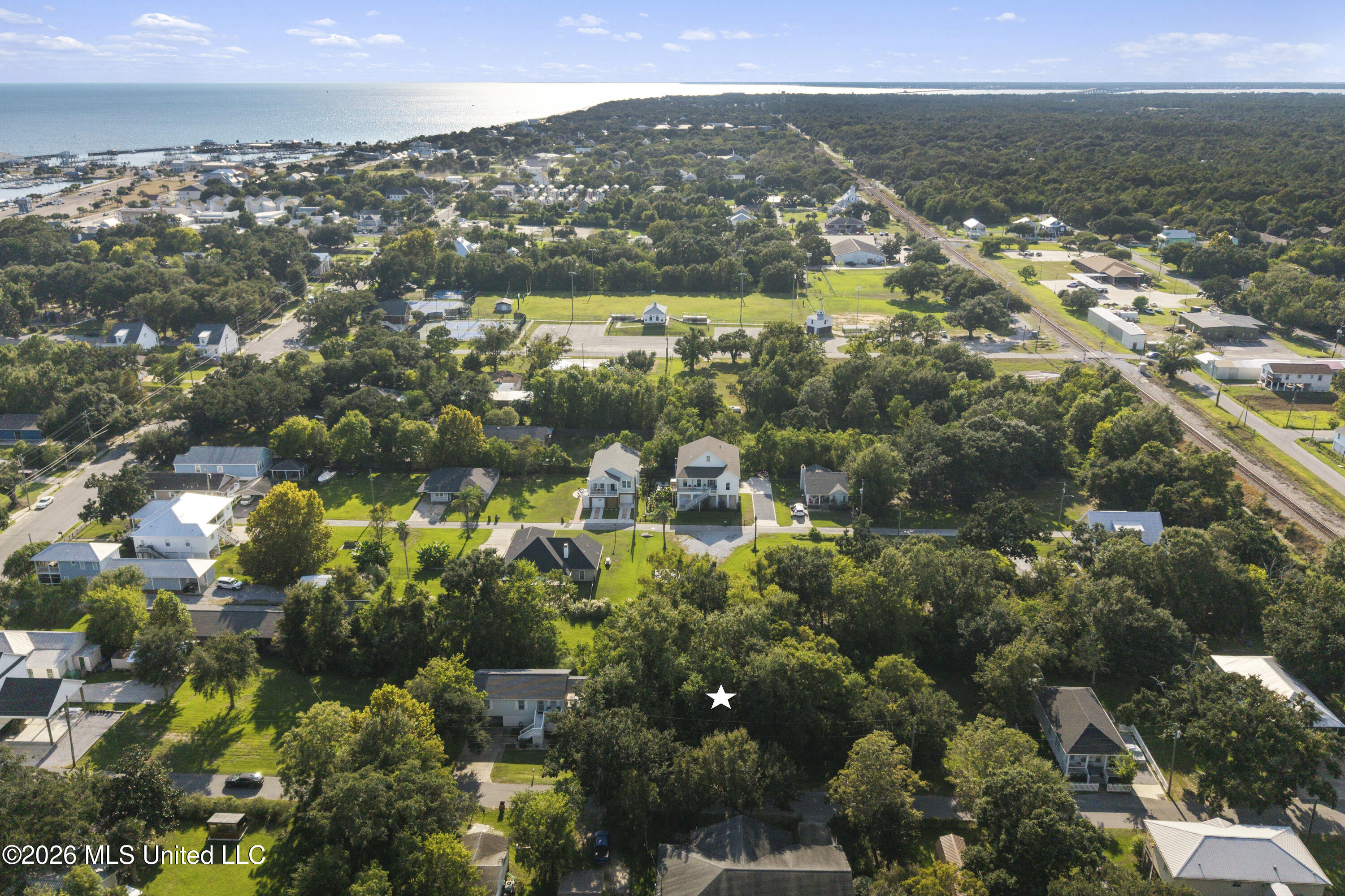 Seal Avenue Property Photo 8