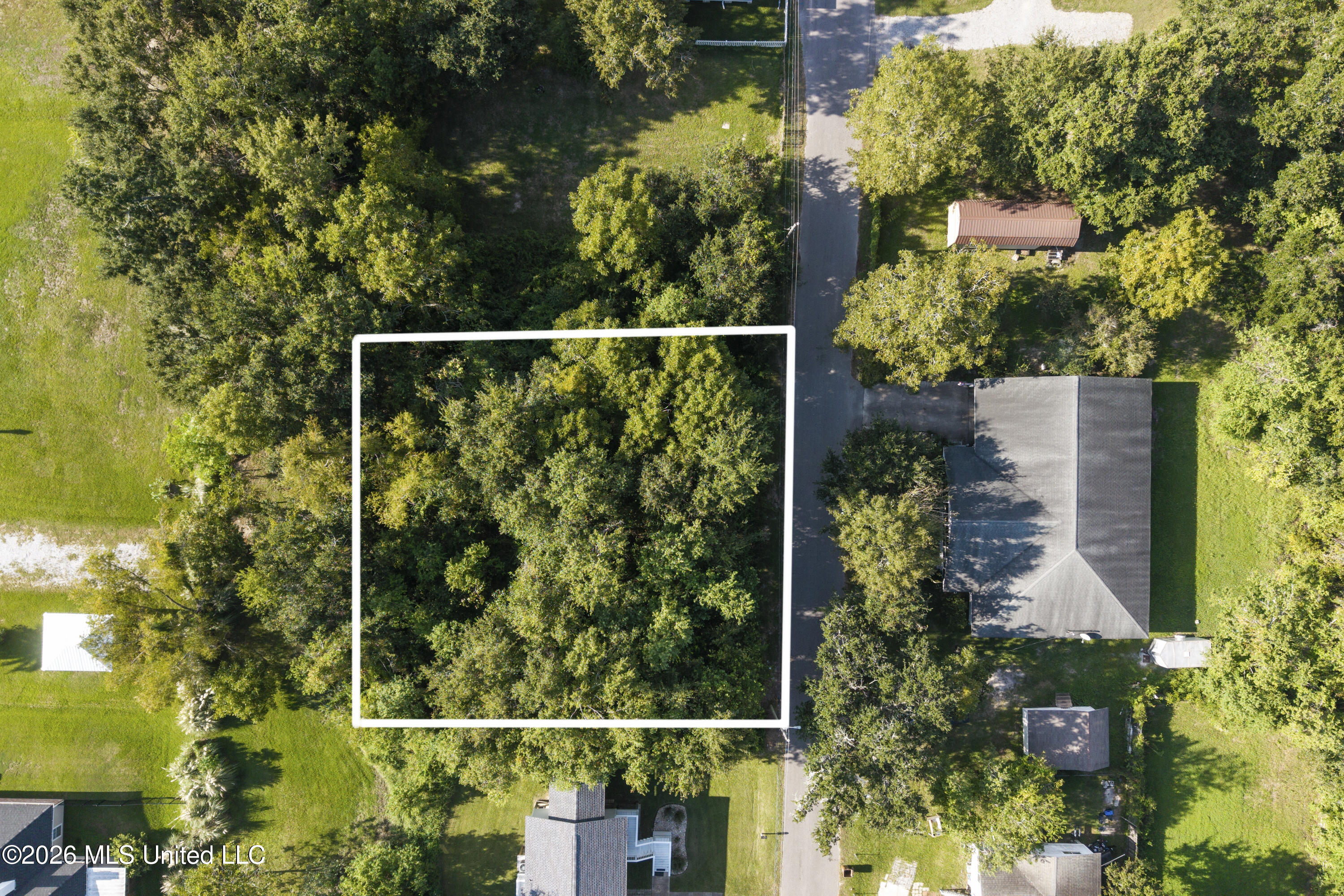 Seal Avenue Property Photo 9