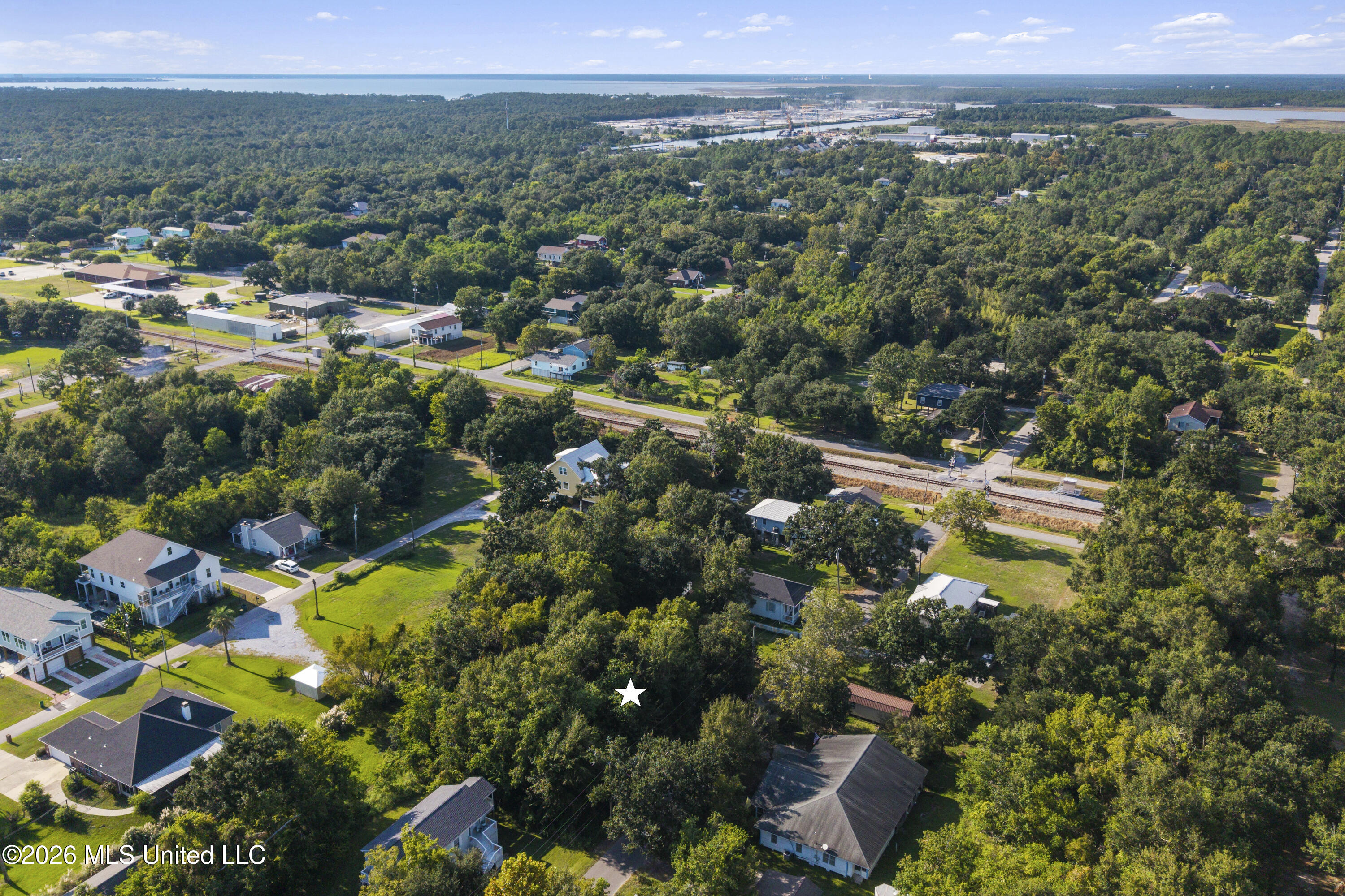 Seal Avenue Property Photo 11