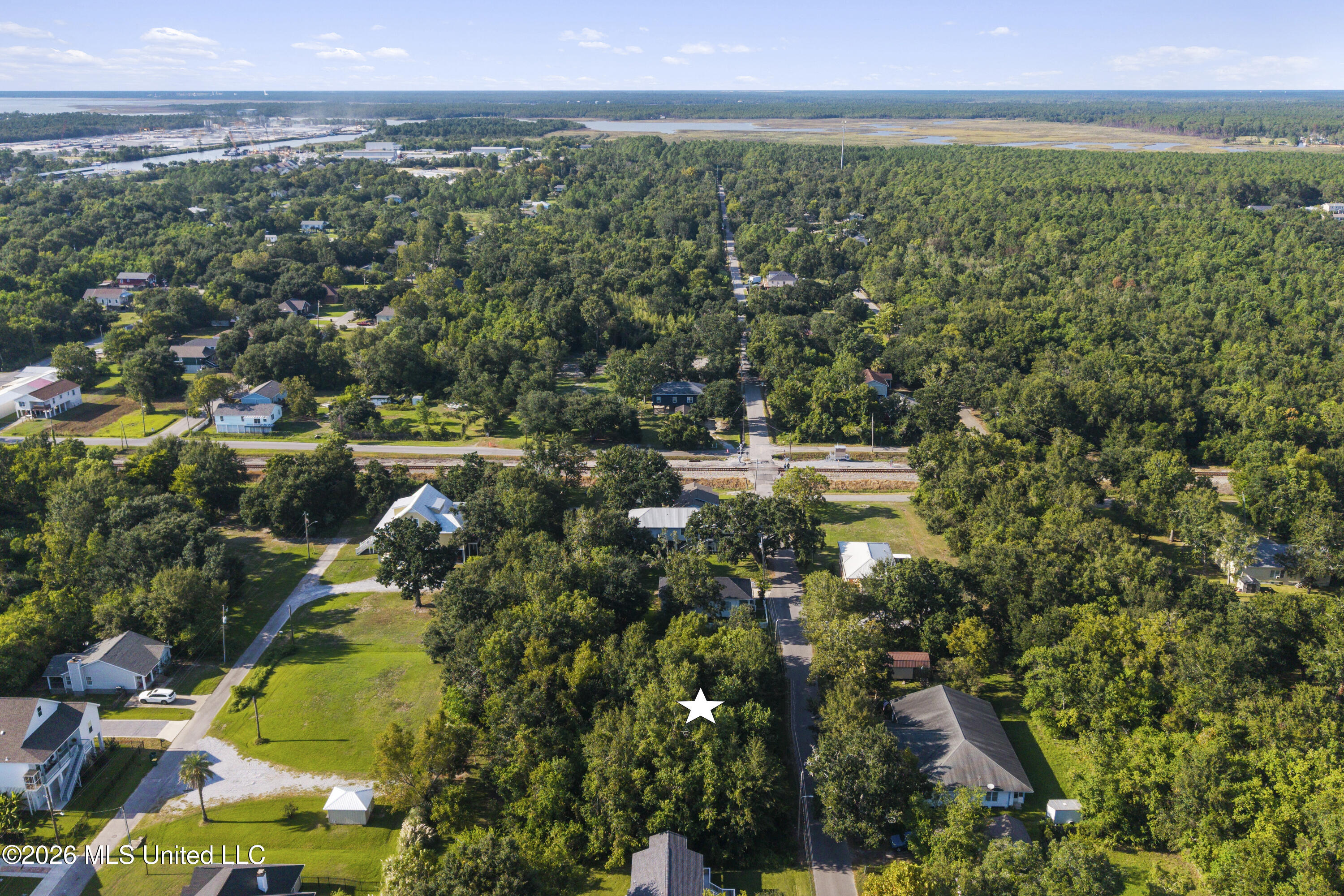 Seal Avenue Property Photo 12