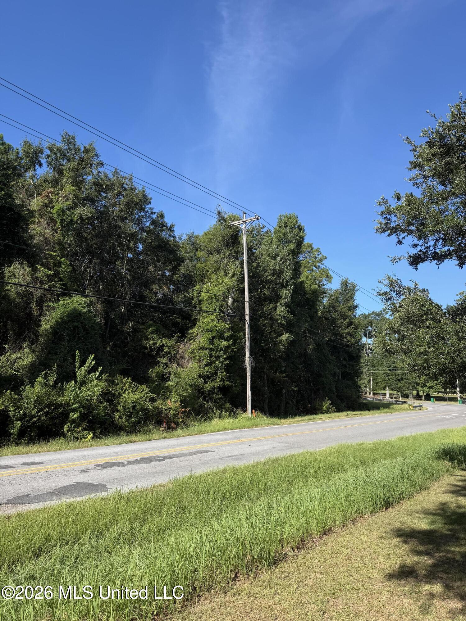 8120 Daisy Vestry Road Property Photo 3